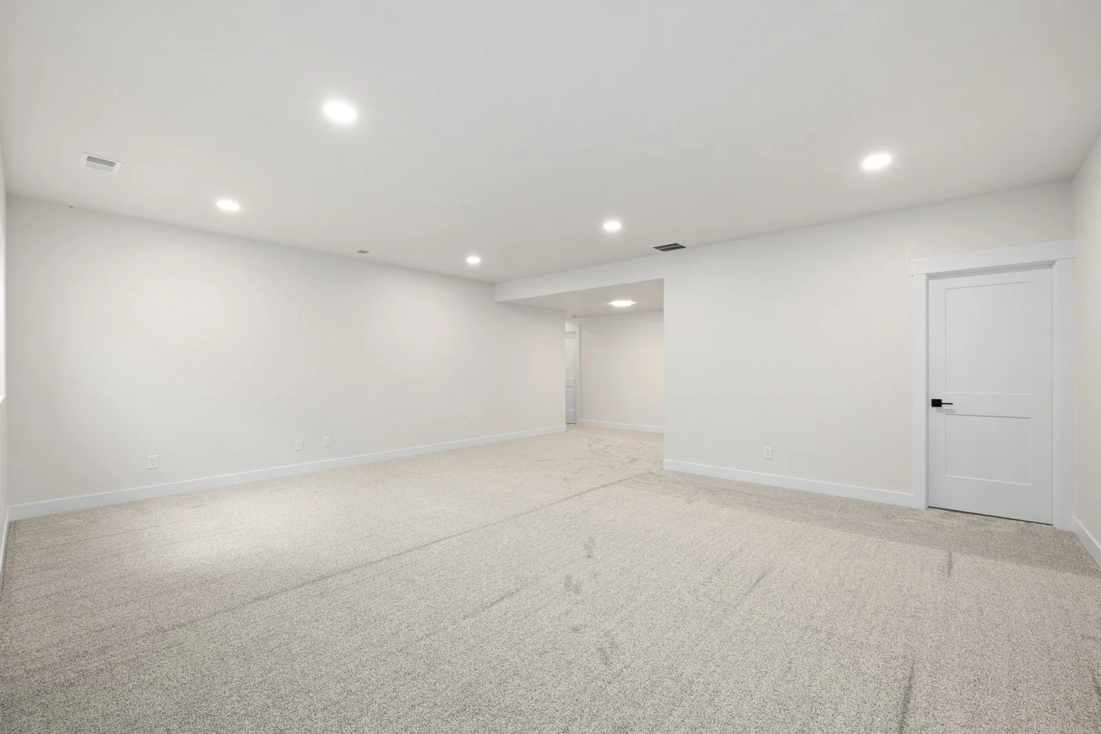 11808 3 dots ct-45.jpg