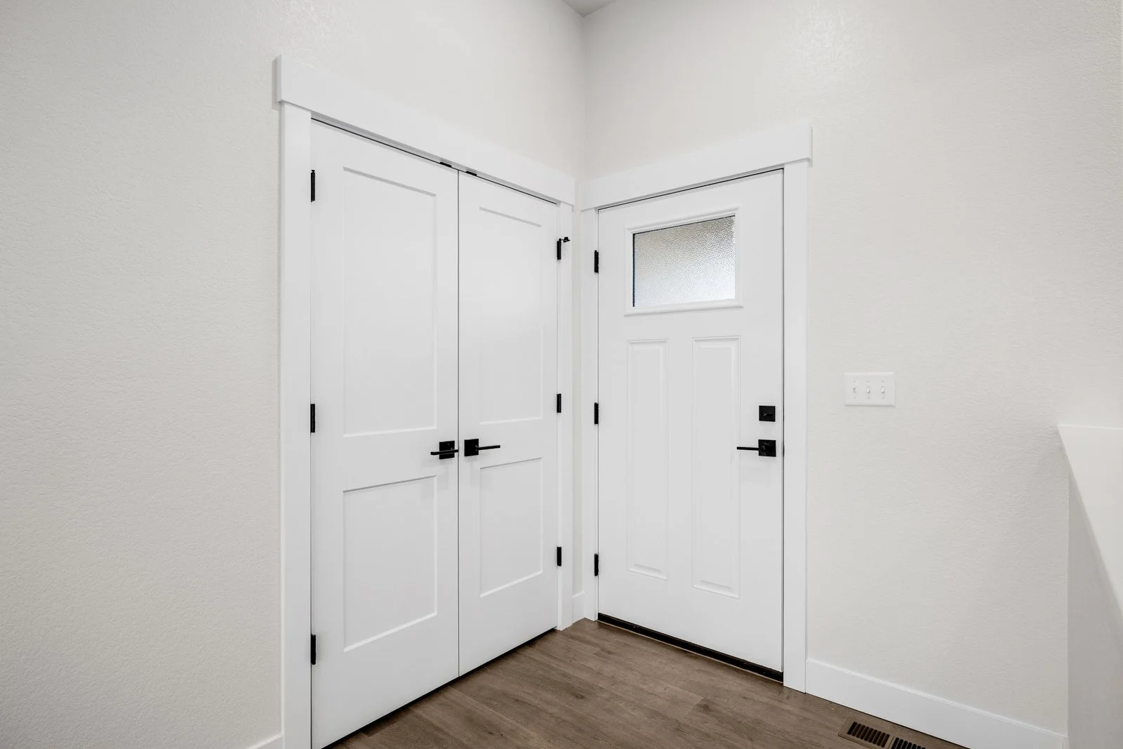 3110 Wineglass-2.jpg