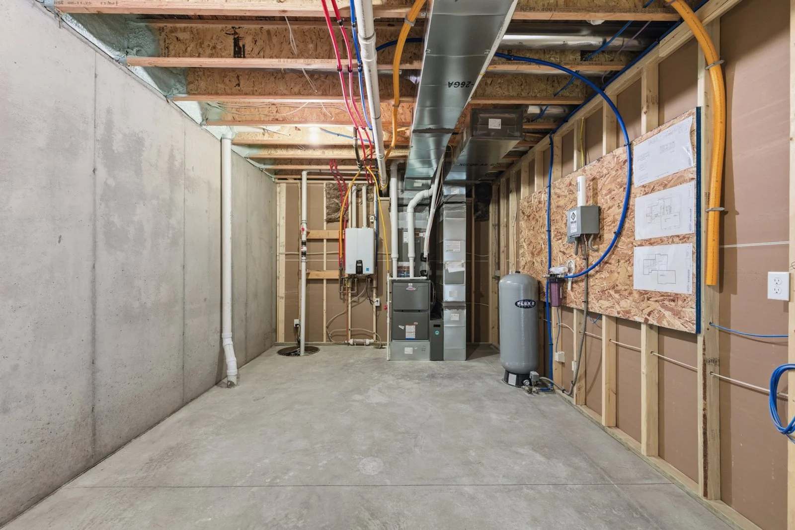 1205 Wineglass-g.jpg