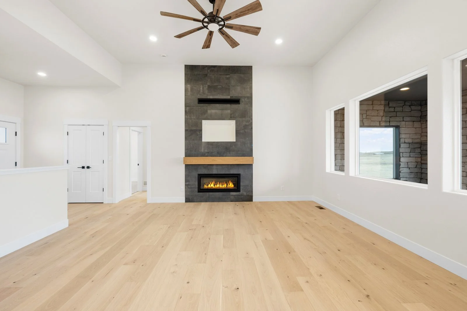 1205 Wineglass-6.jpg