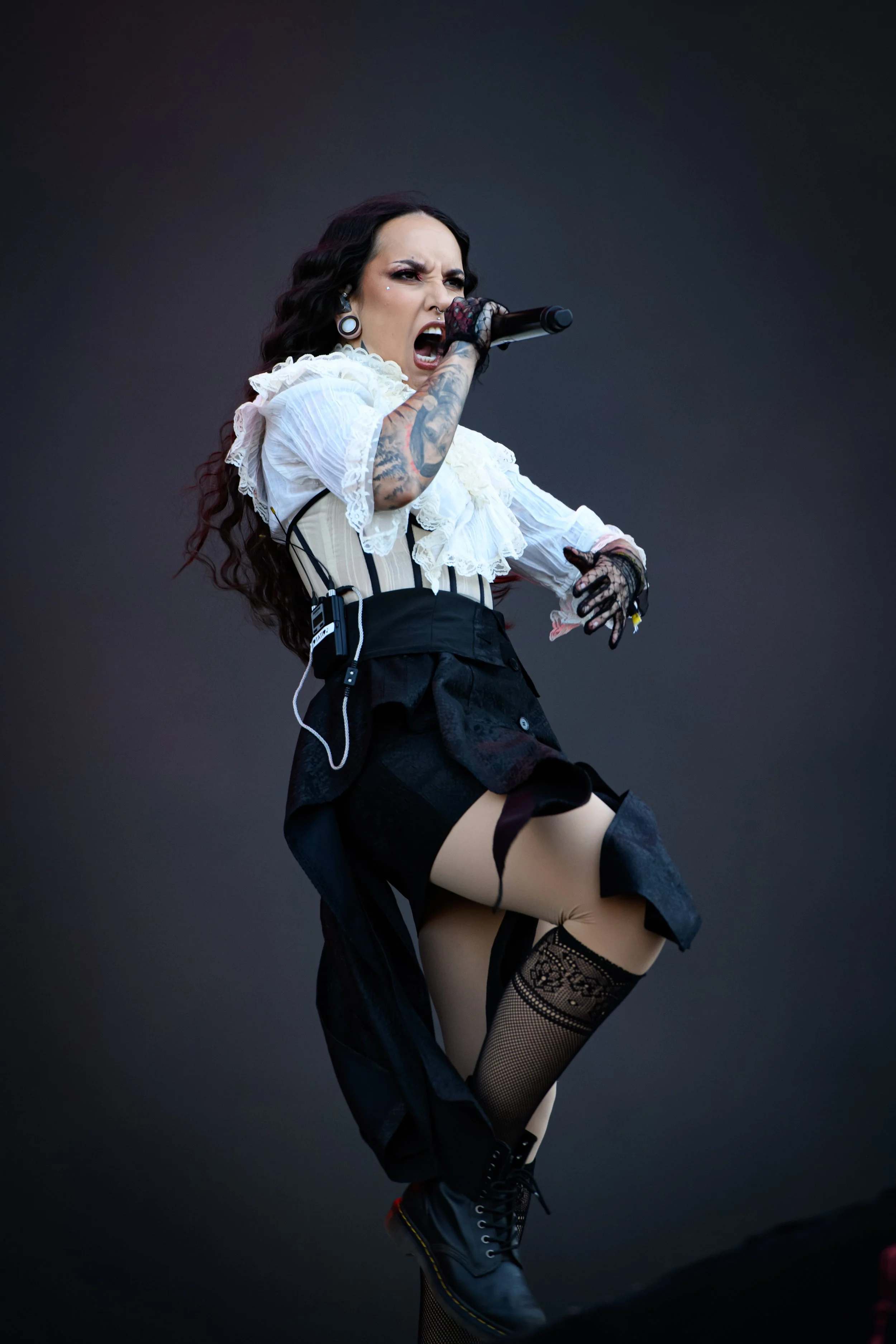 Download_D3_JinJer_2 2.JPG