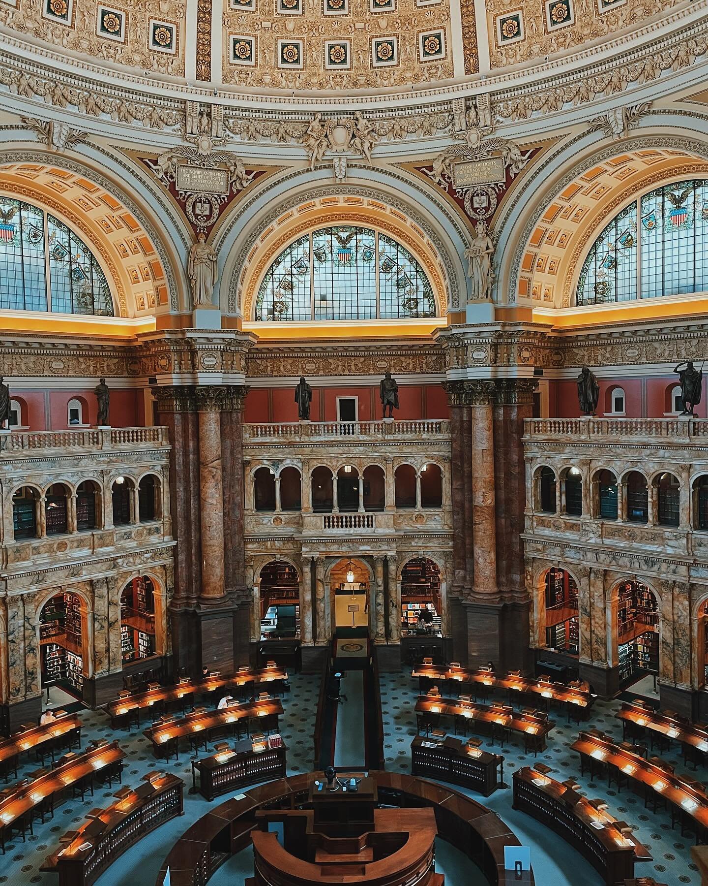 Library of Congress, US Botanical Gardens, and National Portrait Gallery ✨
📚, 🪴, and 🖼️ : my three favorite things! Great day ☺️