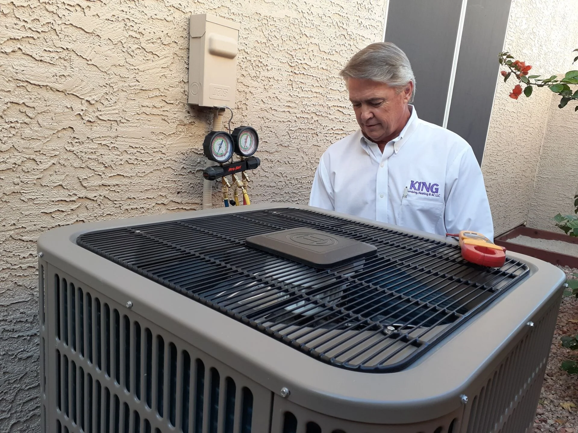 AC Repair Chandler, Mesa, and Phoenix - FAST u0026 RELIABLE - AC Installation —  King Plumbing, Heating, u0026 AC