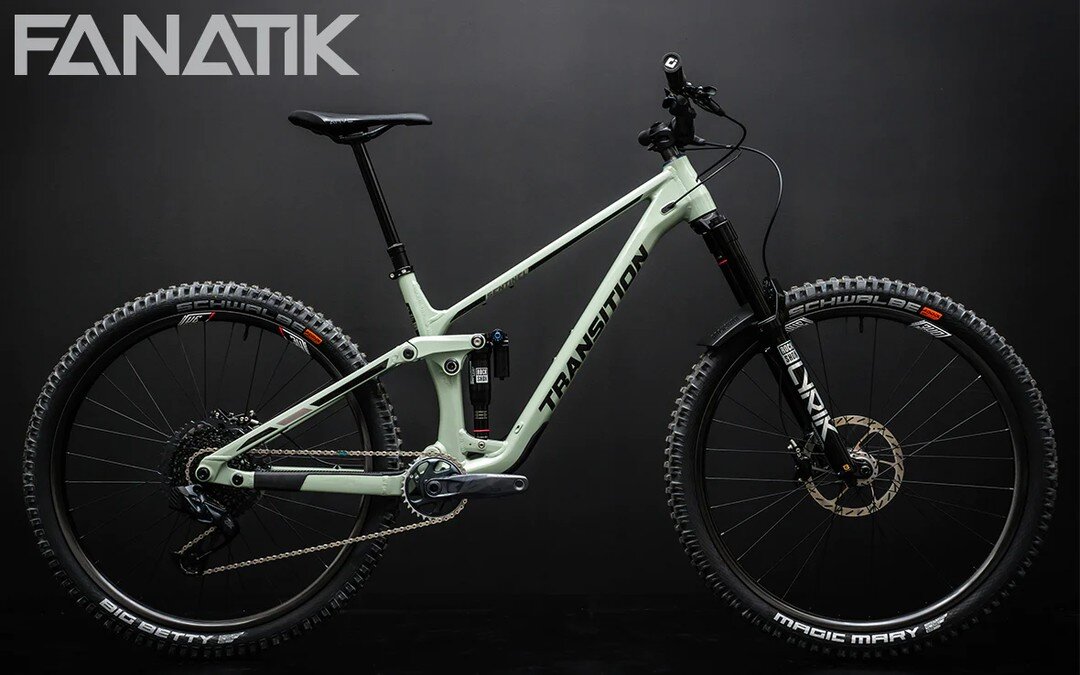 We wanted to share the bike that our raffle winner @evan_doss_ chose and take one more opportunity to thank everyone that participated and the companies that helped us out. This is an absolute baller build of a Misty Green @transitionbikes Sentinel b