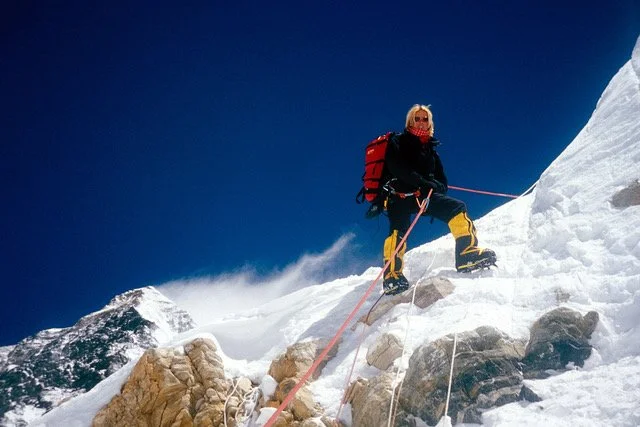 Everest decsending 2.jpeg