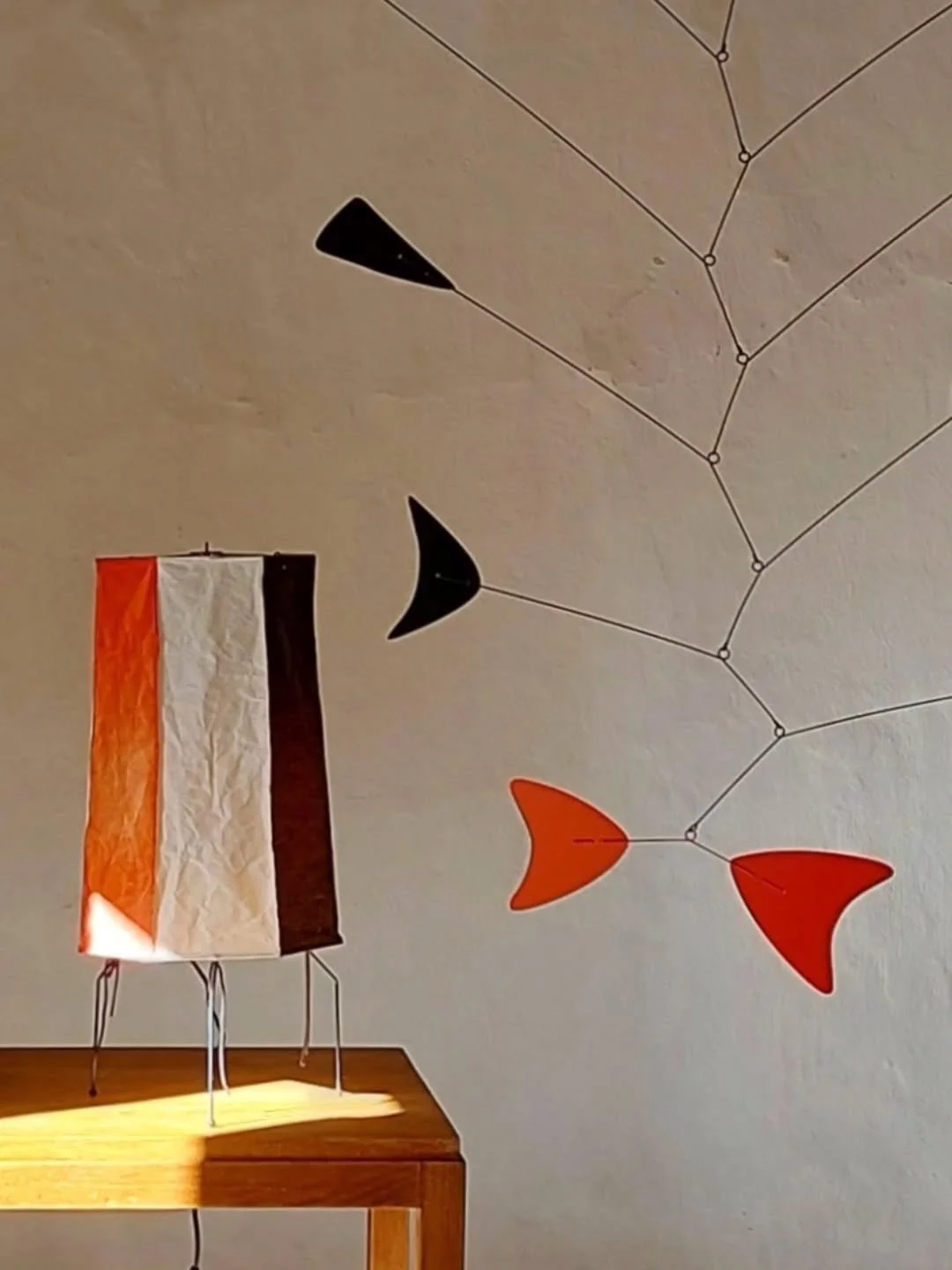 En Solito intentamos que el dise&ntilde;o de nuestros m&oacute;viles no se limite s&oacute;lo a lo que ves sino a lo que sientes al verlo. Creemos en el cuidado de los peque&ntilde;os detalles, el dise&ntilde;o con prop&oacute;sito, la armon&iacute;a