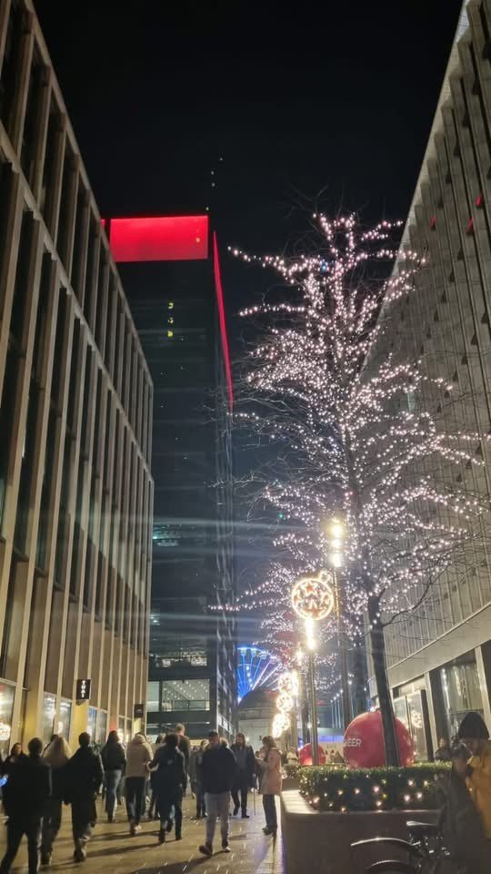 Light it red arup 3.jpg