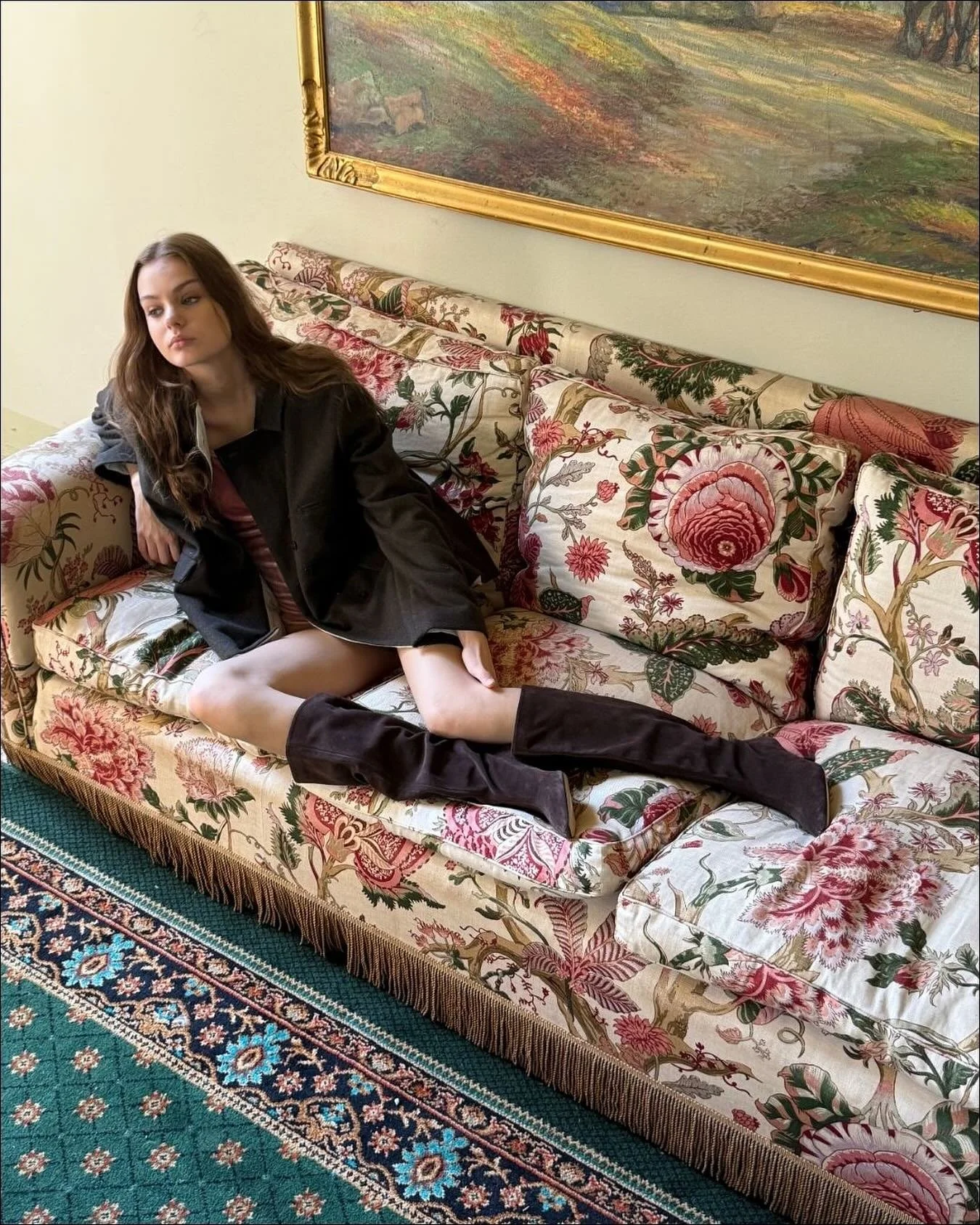 Posing in Noa Boots on the set of the FW25 campaign.

Explore all styles at the link in bio.