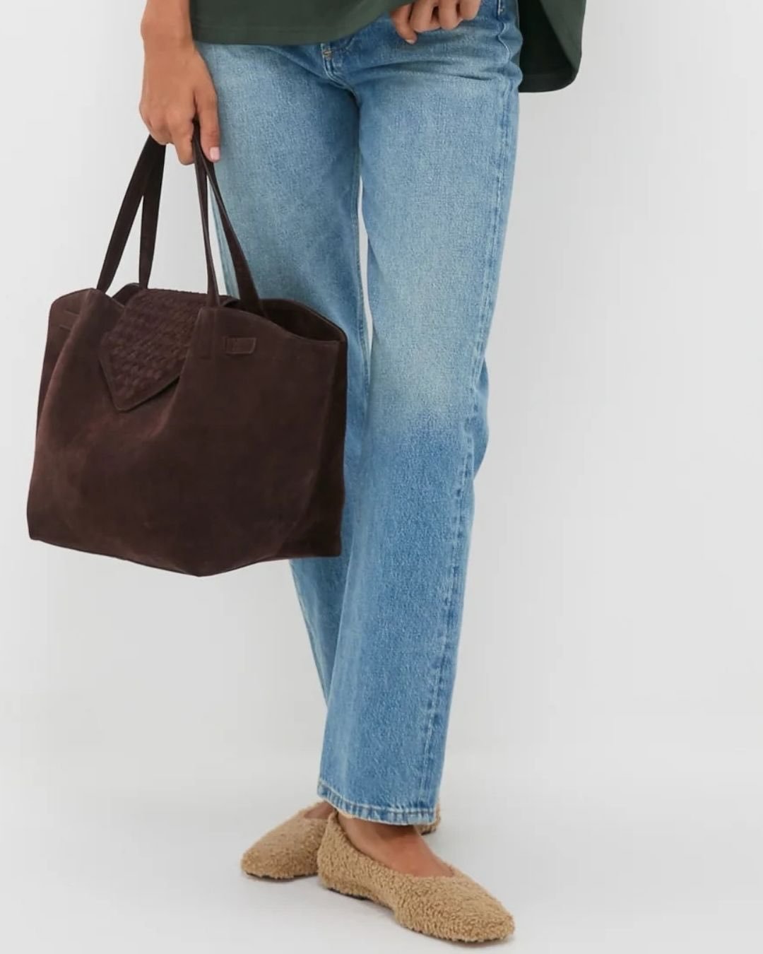 Augusta Ballet Flats, wrapped in warm Teddy eco-fur. The softest touch to carry through winter.

Discover them in all shades at maria-luca.com