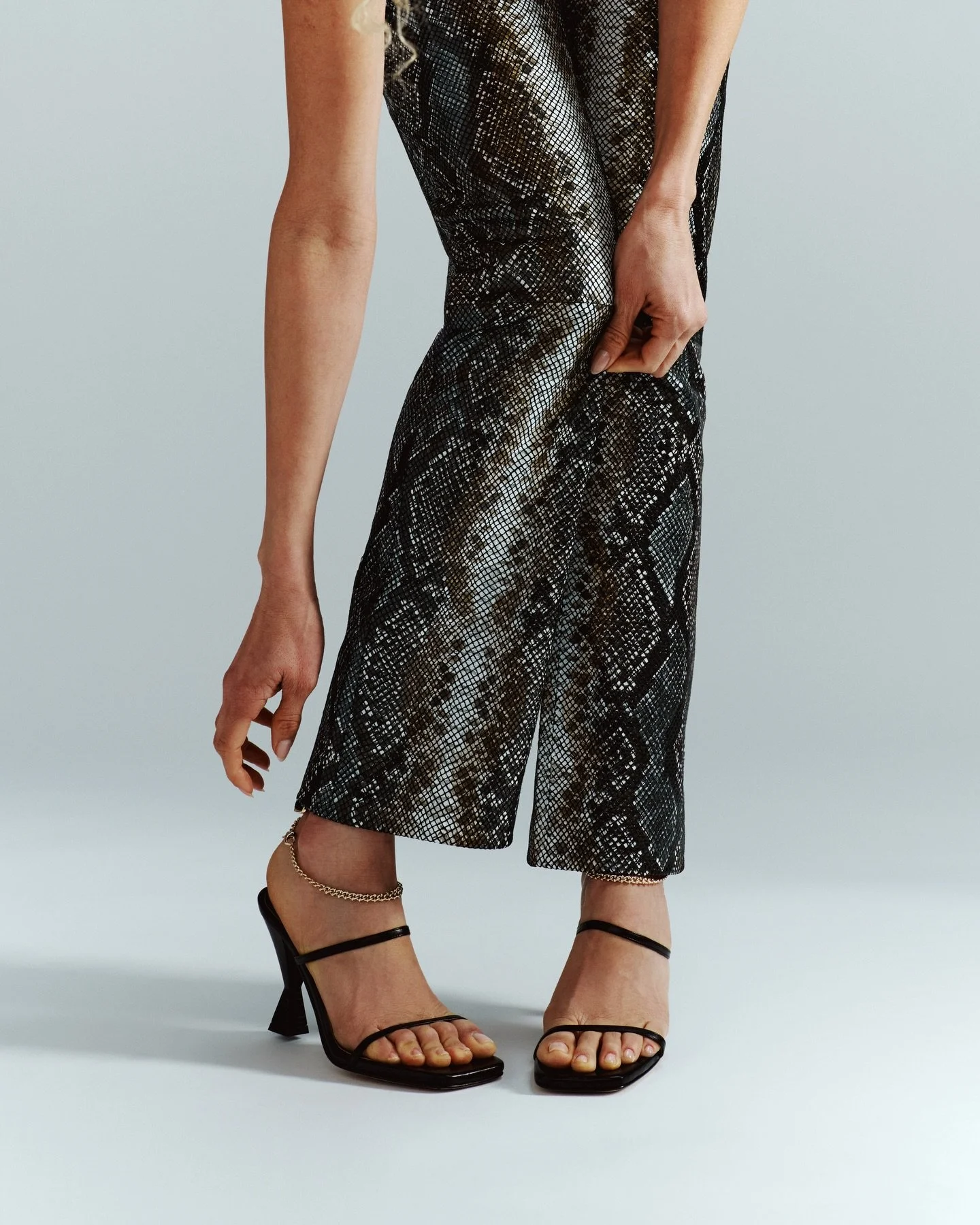 The answer to your styling prayers? It's our Black Ofelia Sandals
Link in bio.