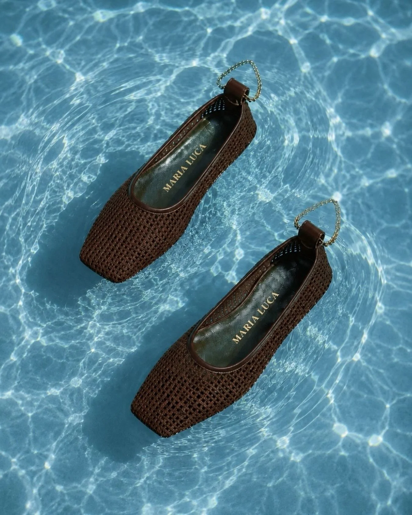 Textured lightness, effortless feel.
The Caff&egrave; Net Augusta Ballet Flats bring depth to the everyday.

Link in bio.
