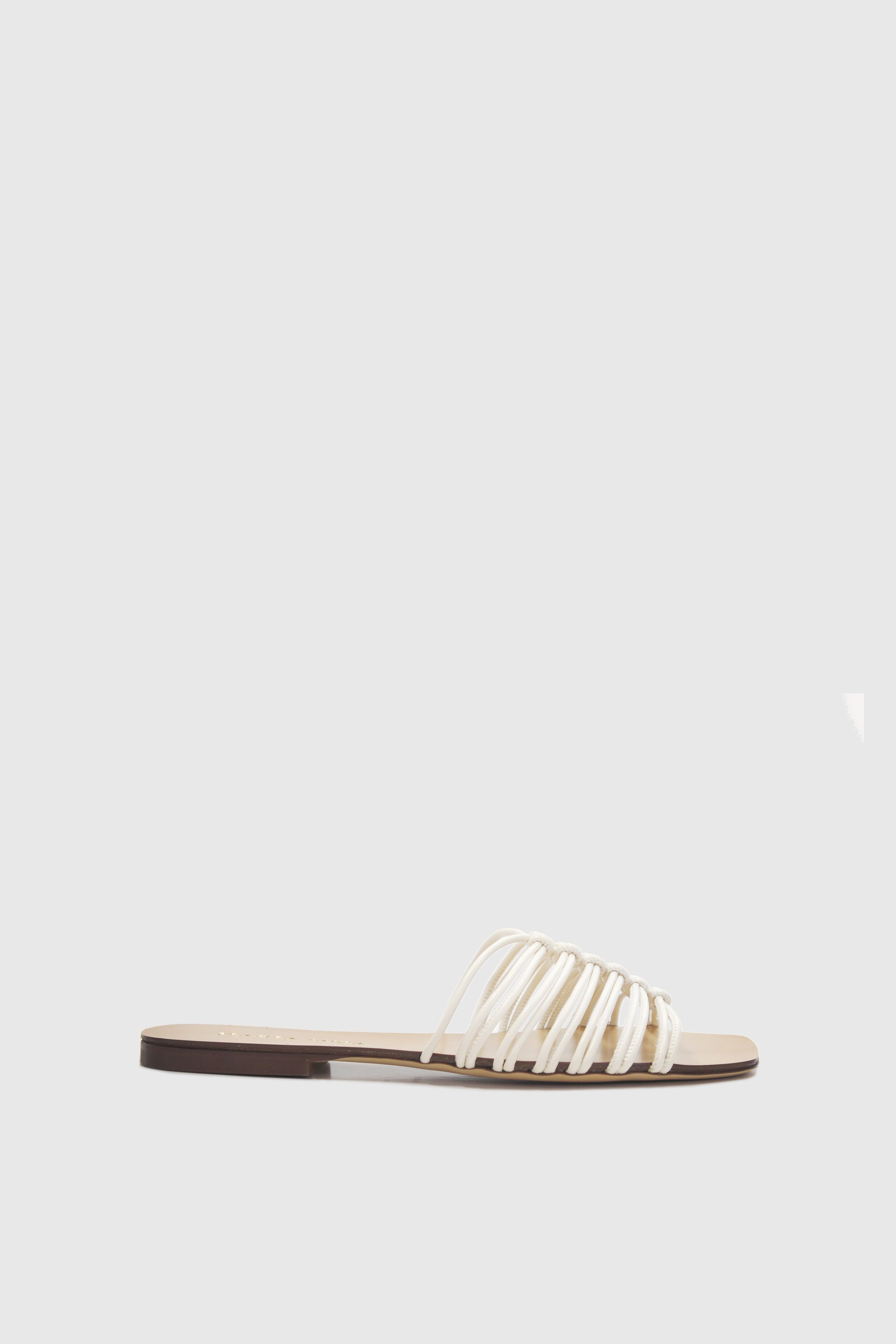 Ivory Maddalena Capri Sandal