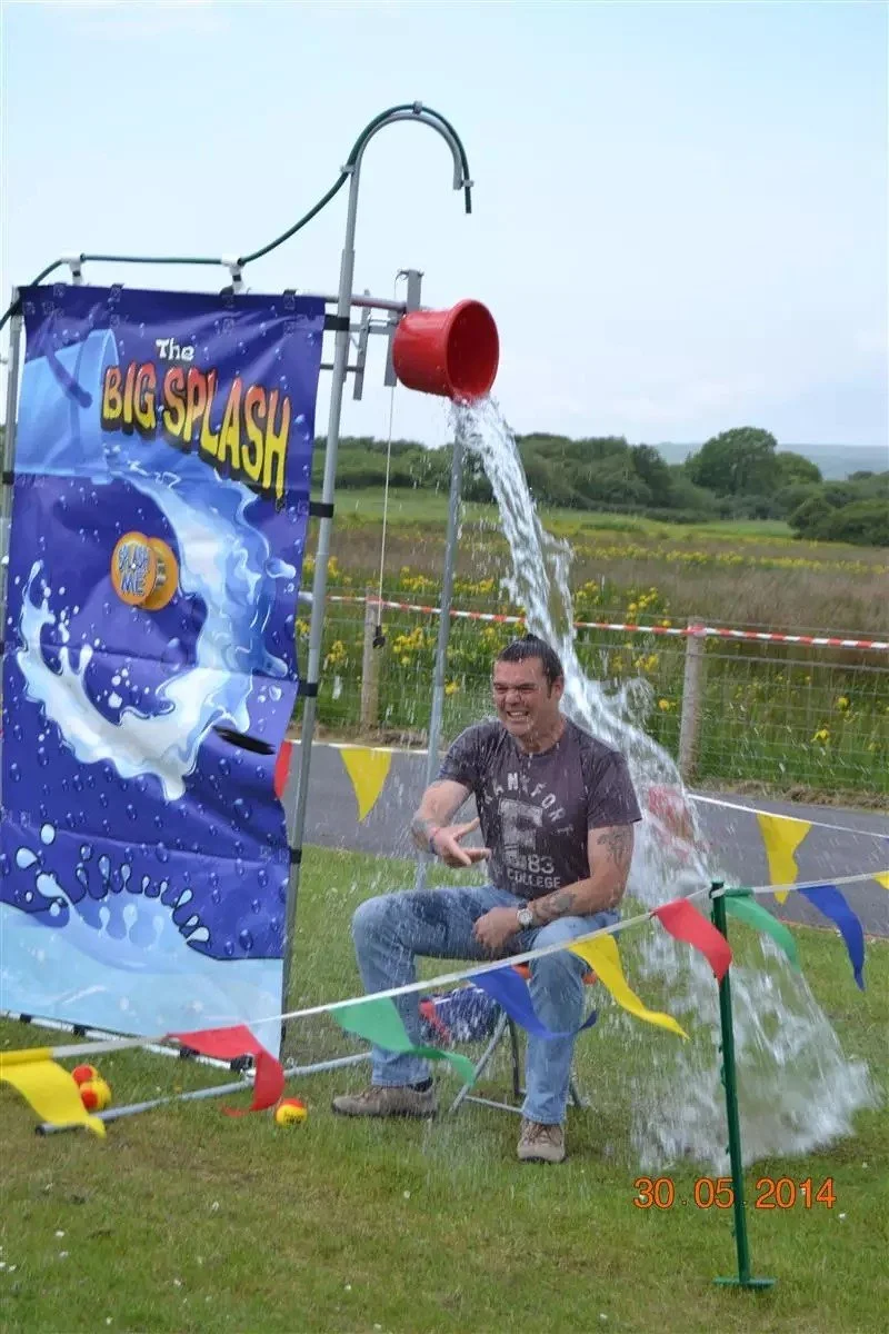 Gunge Dunk Tank