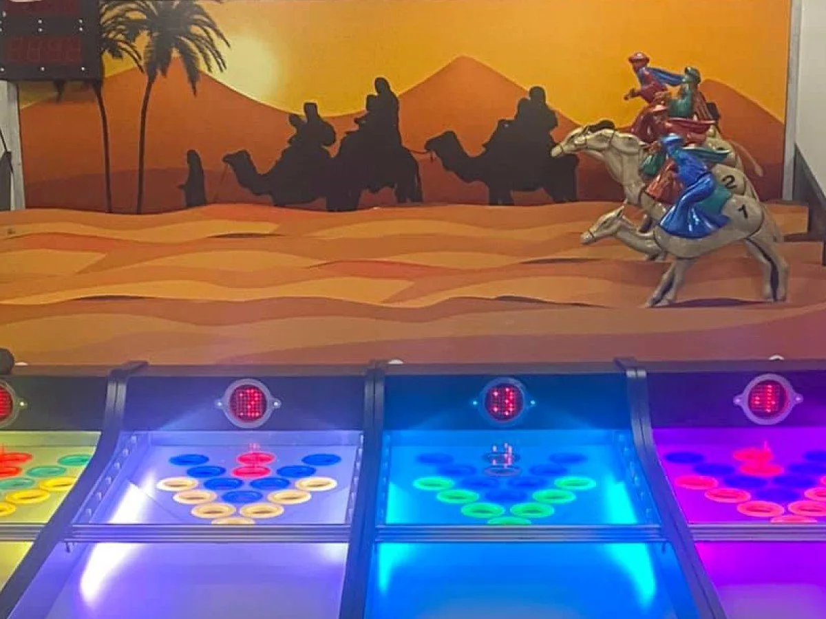 Roller Ball Can Be Themed To 50s American Cars