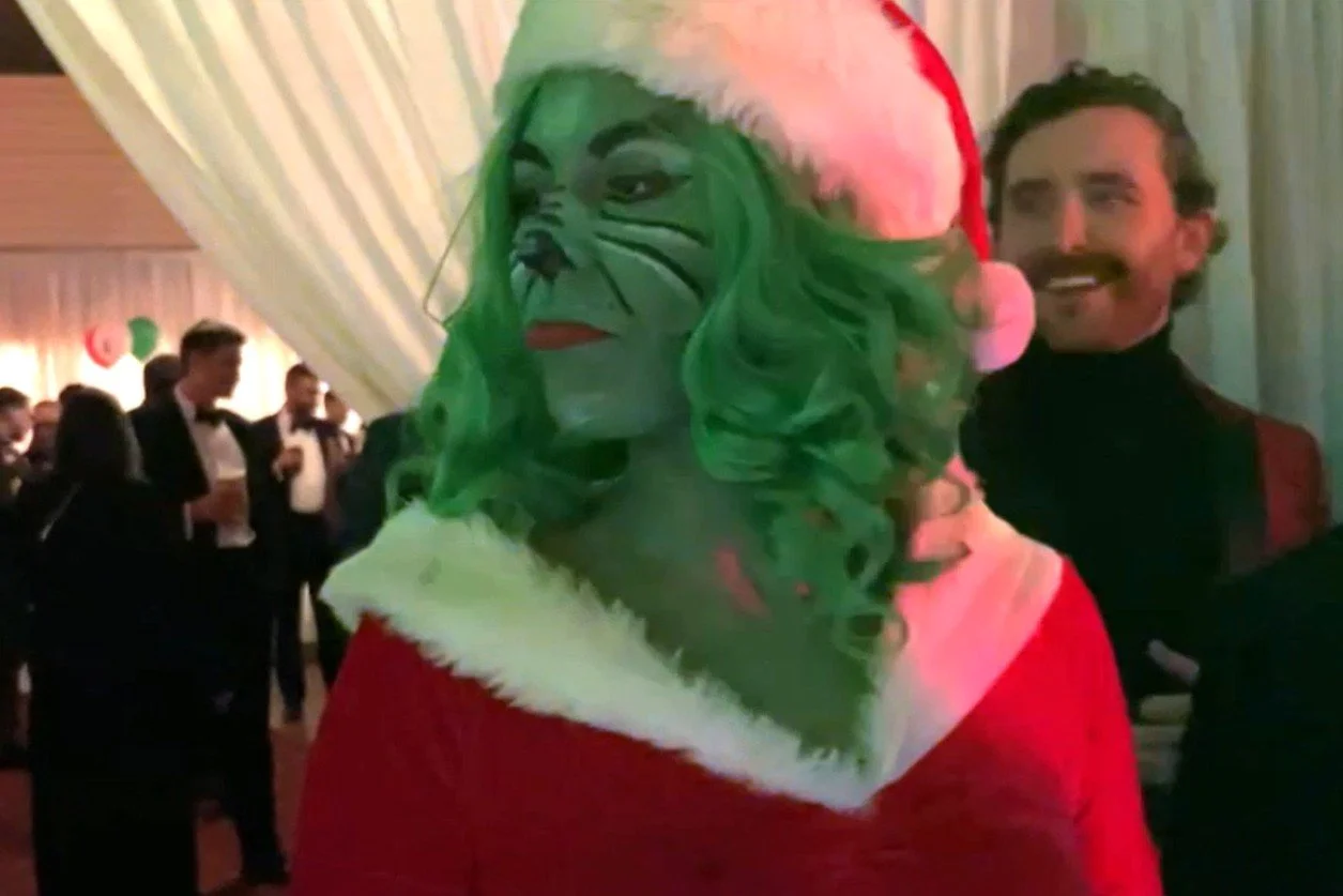 Grinch 2.jpg