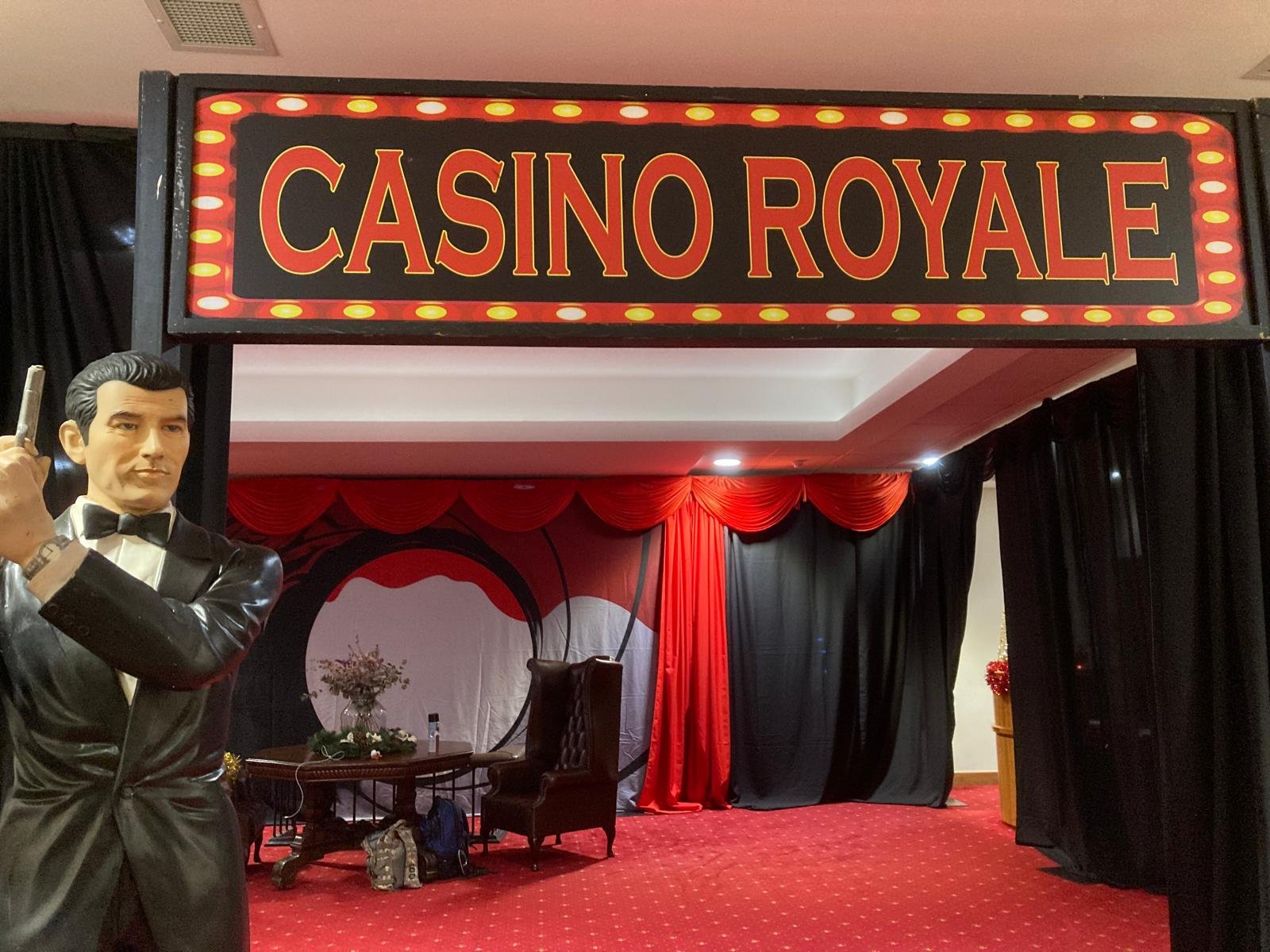 Casino Royale Entrance