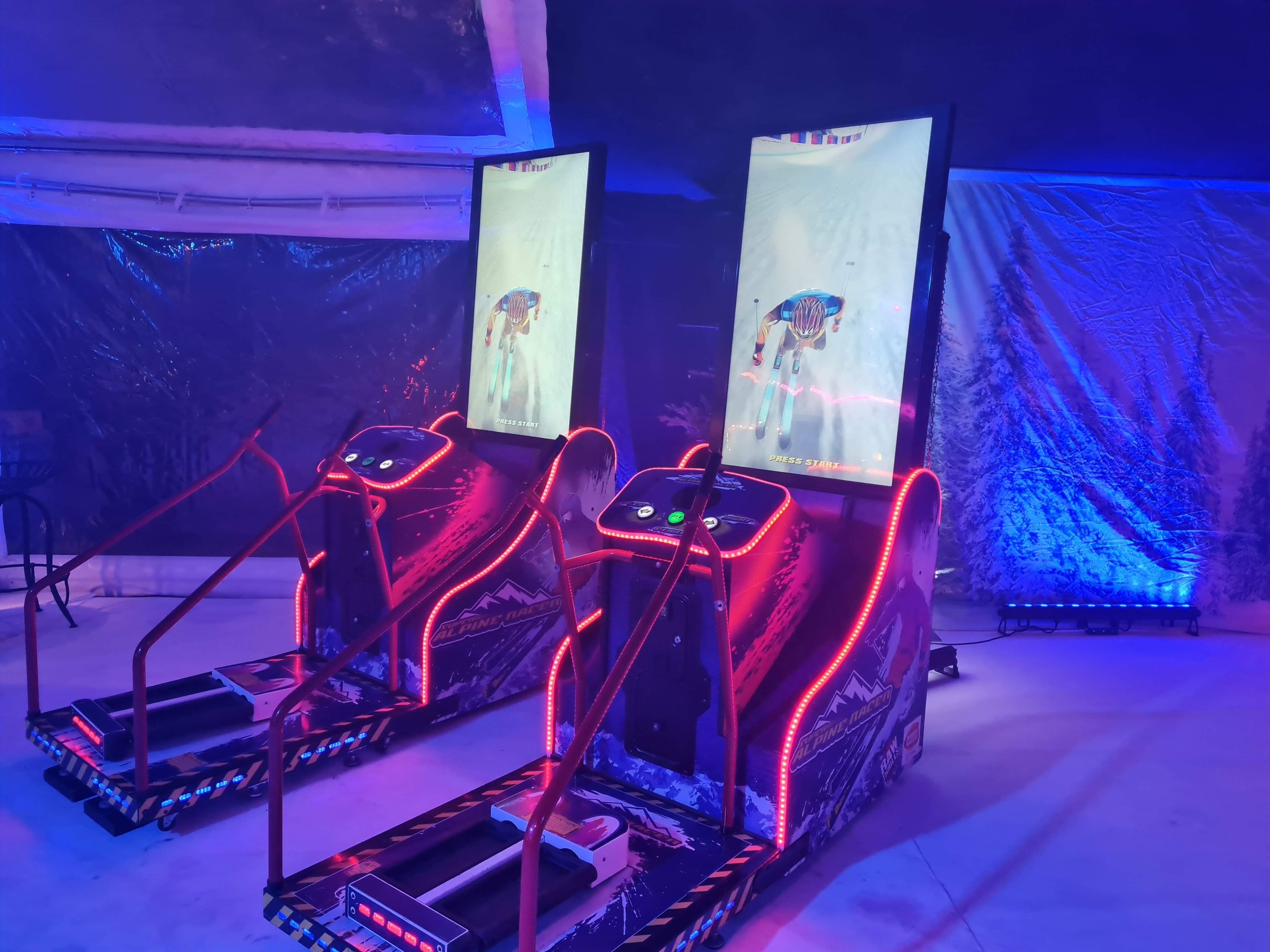 Super Alpine Racers 9.jpg