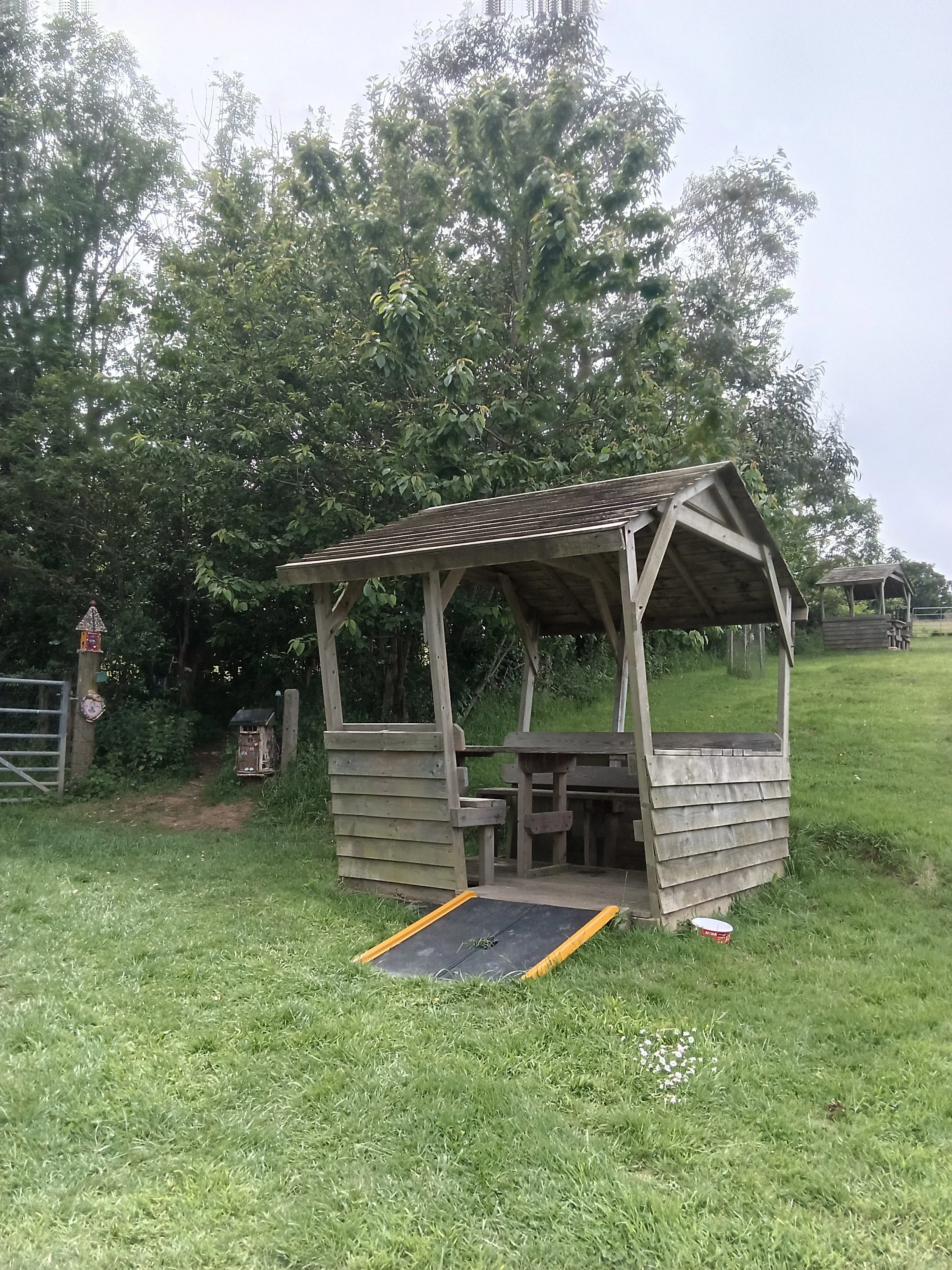 Wheelchair accessibe seating pod