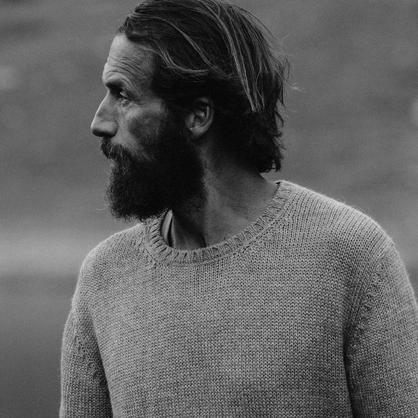 Meet Nick &amp; Sarah, 

Both artists in their own way. Their lives revolve around the rhythm of the tides.

@nickpumphreyphoto is a passionate surfer who draws his inspiration from his time in the ocean 
@_sarahwoods captures the beauty of the sea n