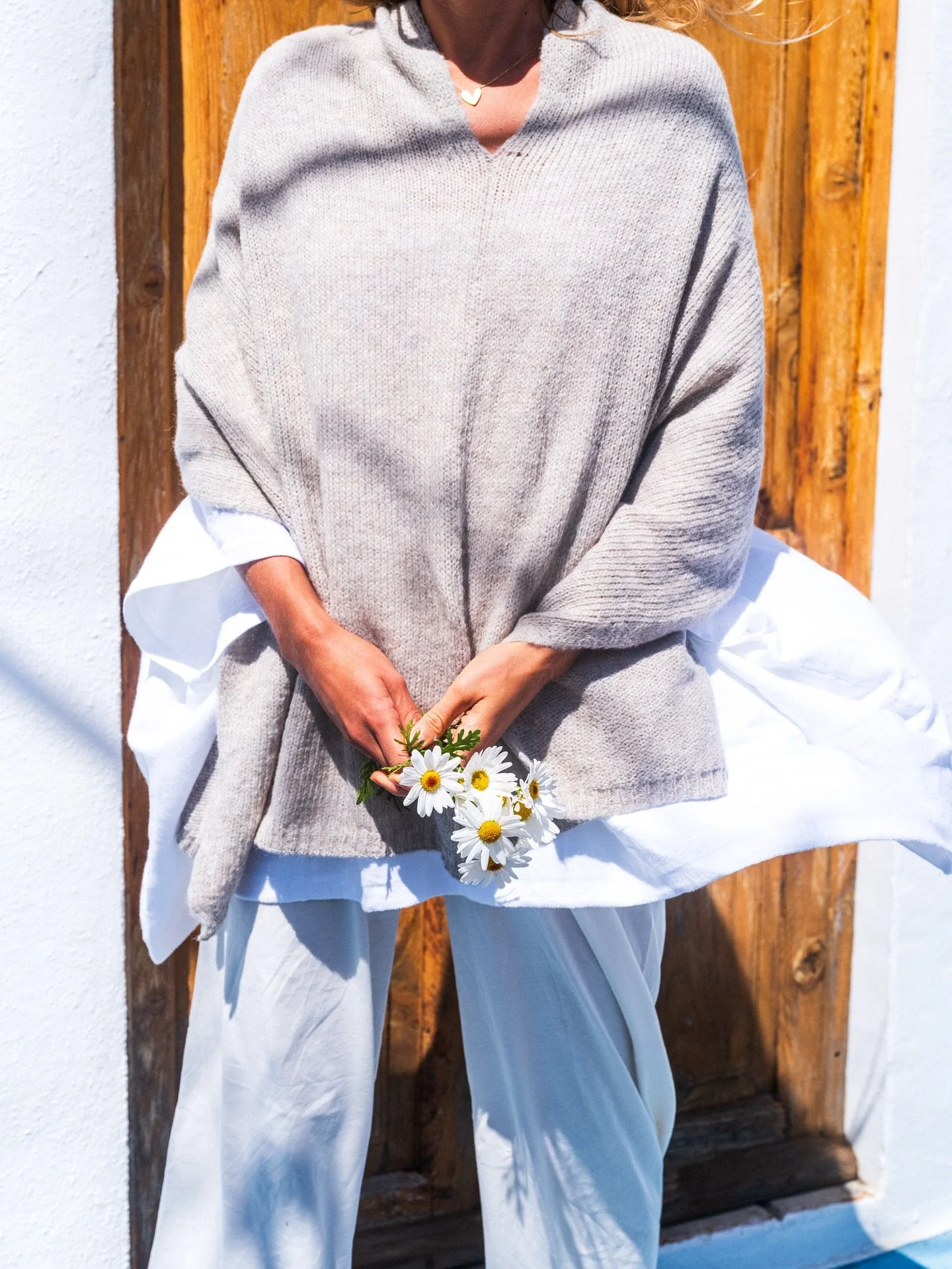 &lsquo;Somewhere between right and wrong, there&rsquo;s a garden. I&rsquo;ll will meet you there.&rsquo;
_____ Rumi

stories | collections | madetolast 

1) image by @alexandrucostin for @wear_chicama 
2) image Pinterest
3) image @elidejong 
4) image