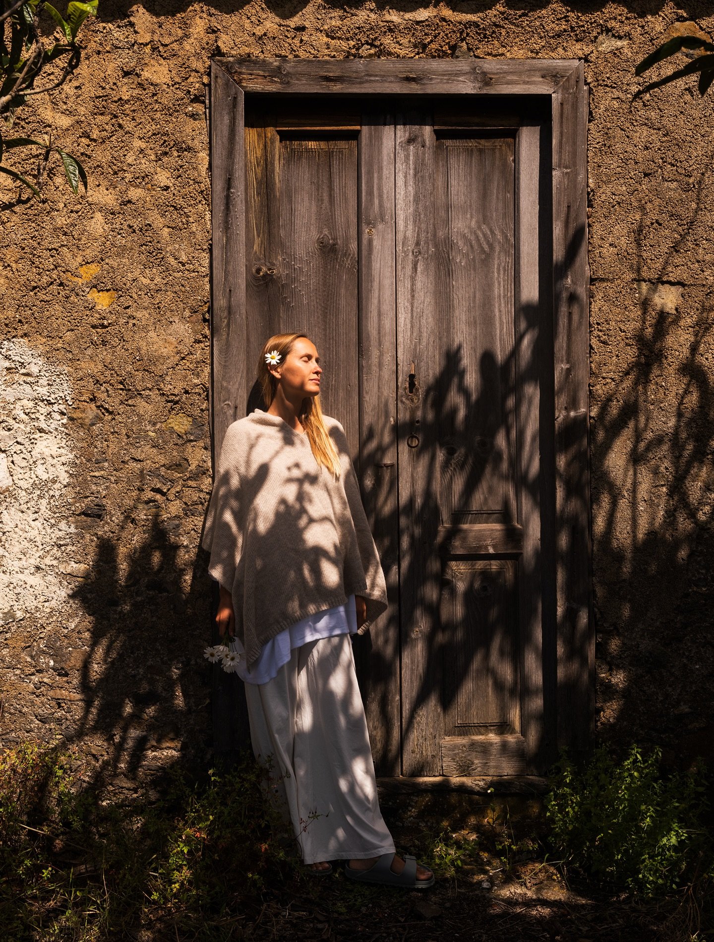 The feeling of sun on your face 
in the middle of winter.
🤍
Images by @alexandrucostin 
Featuring our poncho in 100% alpaca wool 
🦙