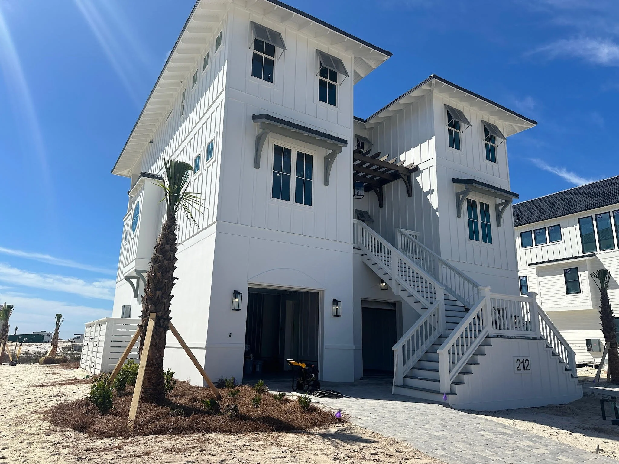 212 exterior side.jpg