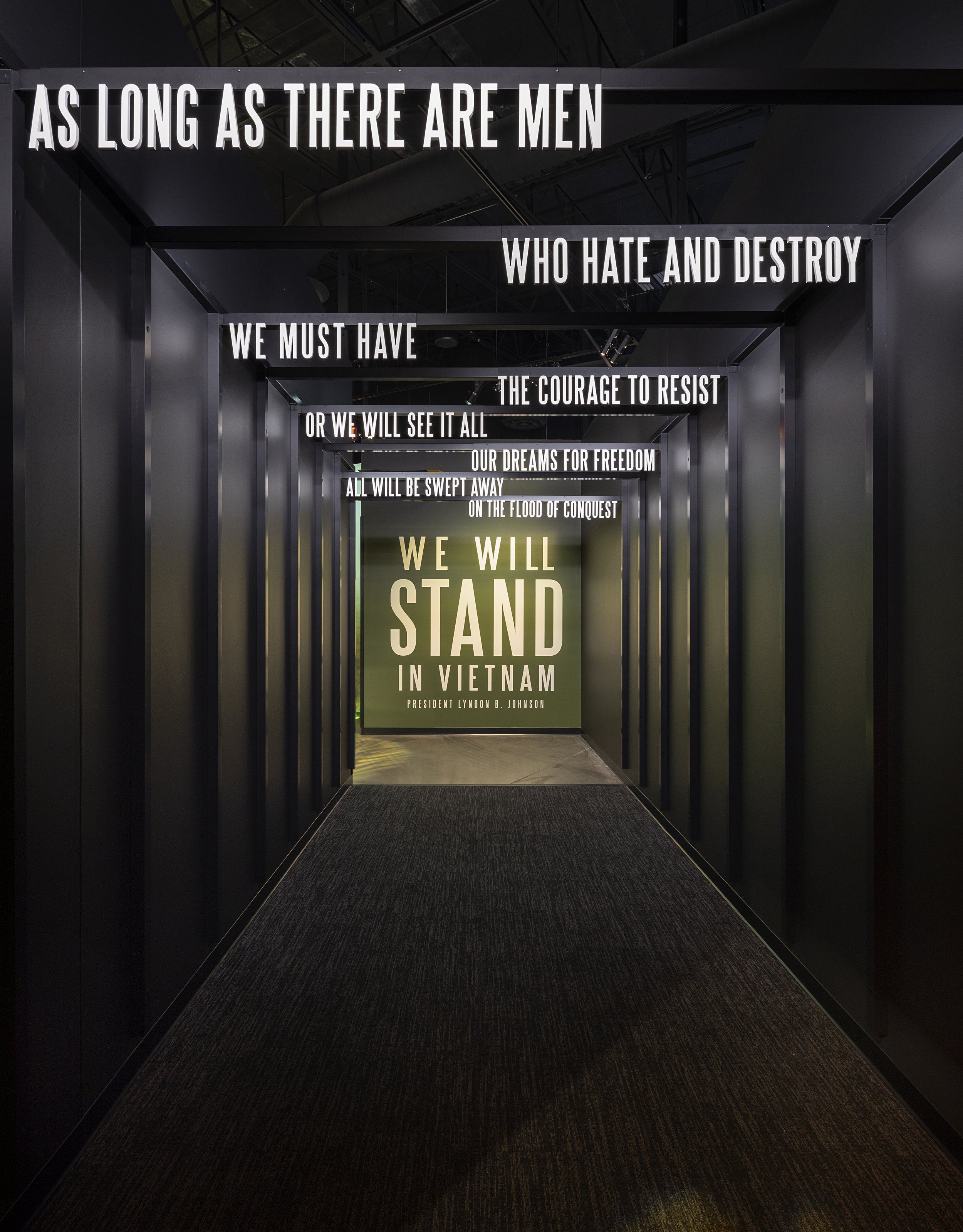 Museum design photography by Jay Rosenblatt 
#jayrosenblattphotography #museums #museumdesign #lightingdesign