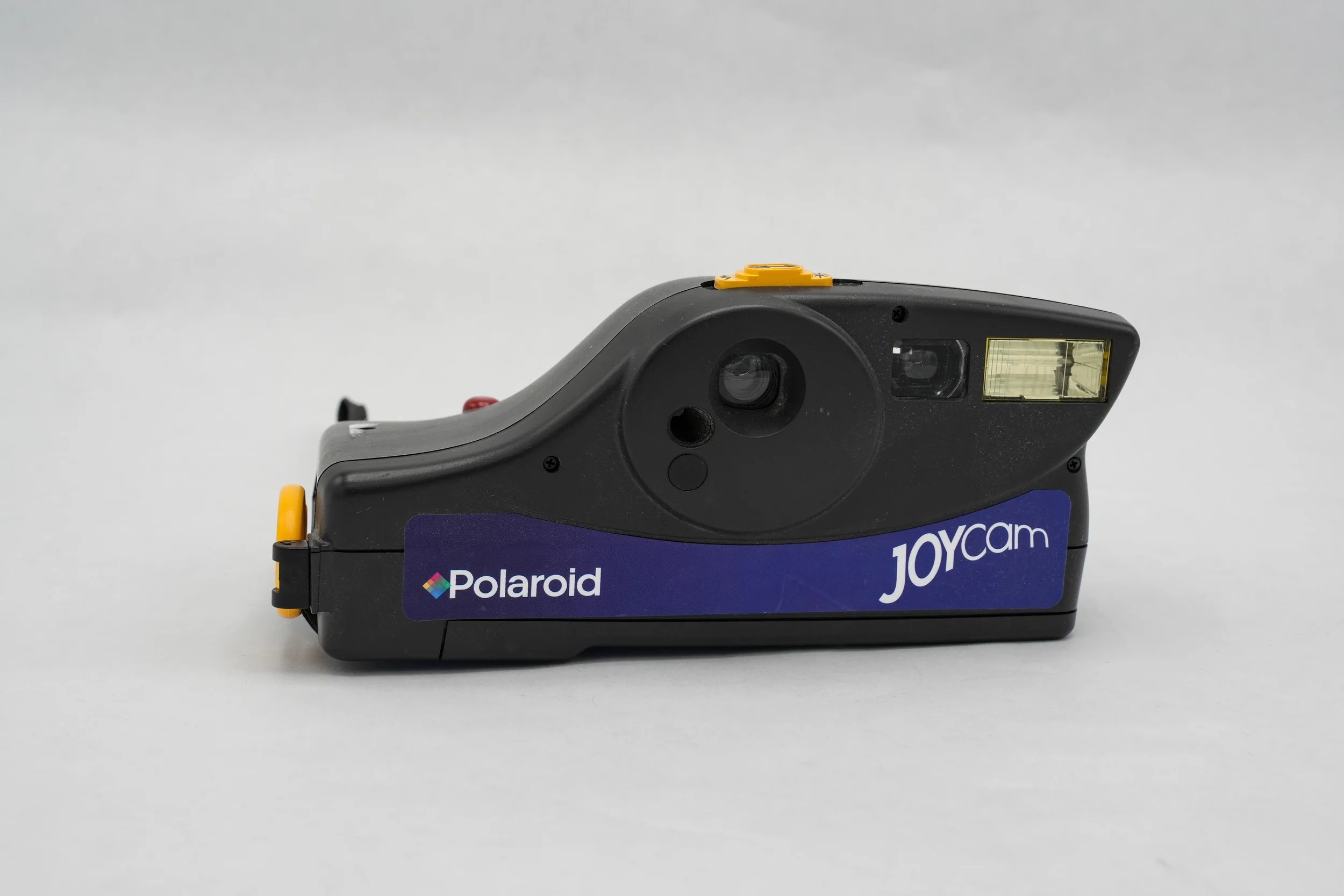C18_Polaroid_JoyCam_front_01.webp