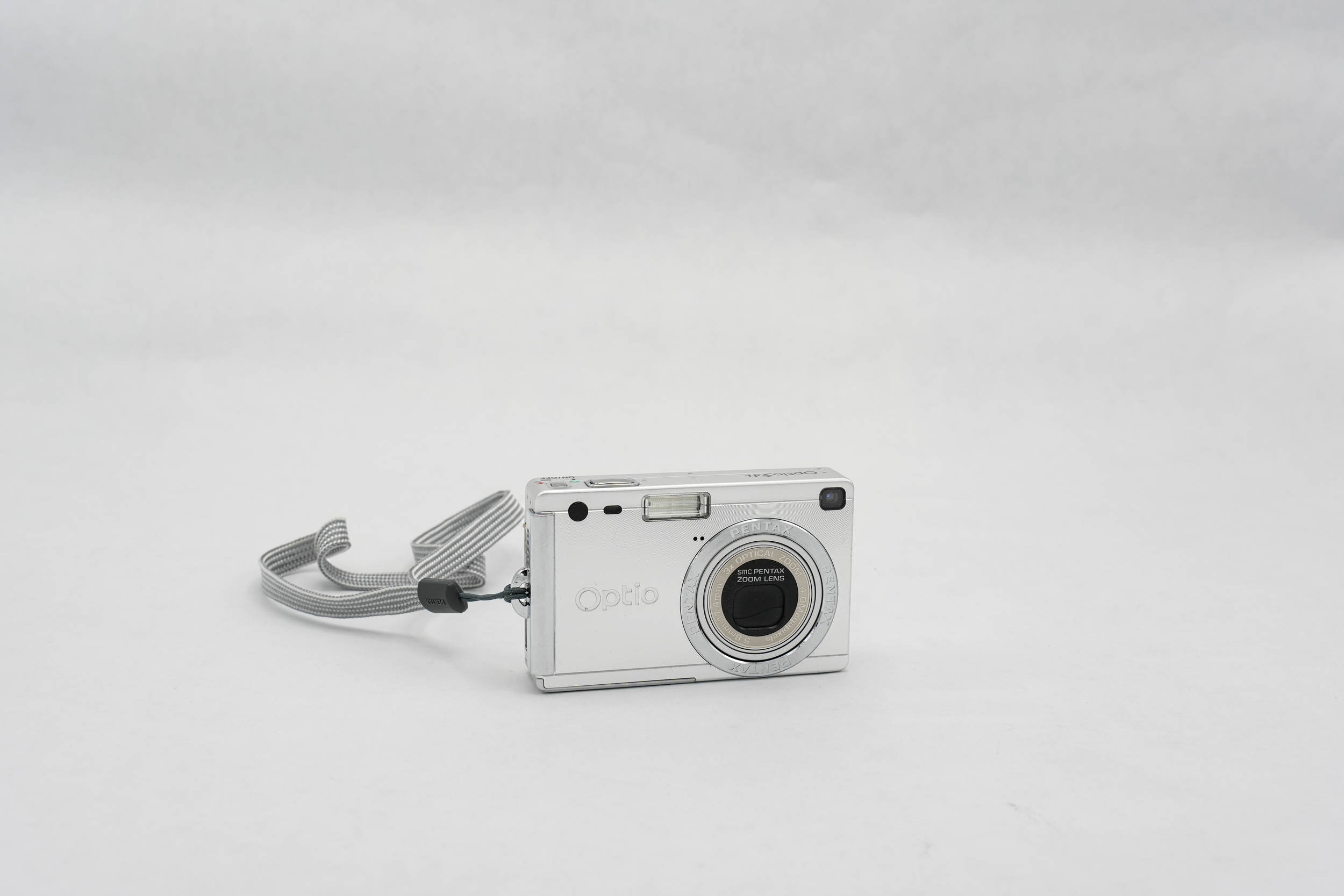 C09_Pentax_Optio_S4i_front_01.webp