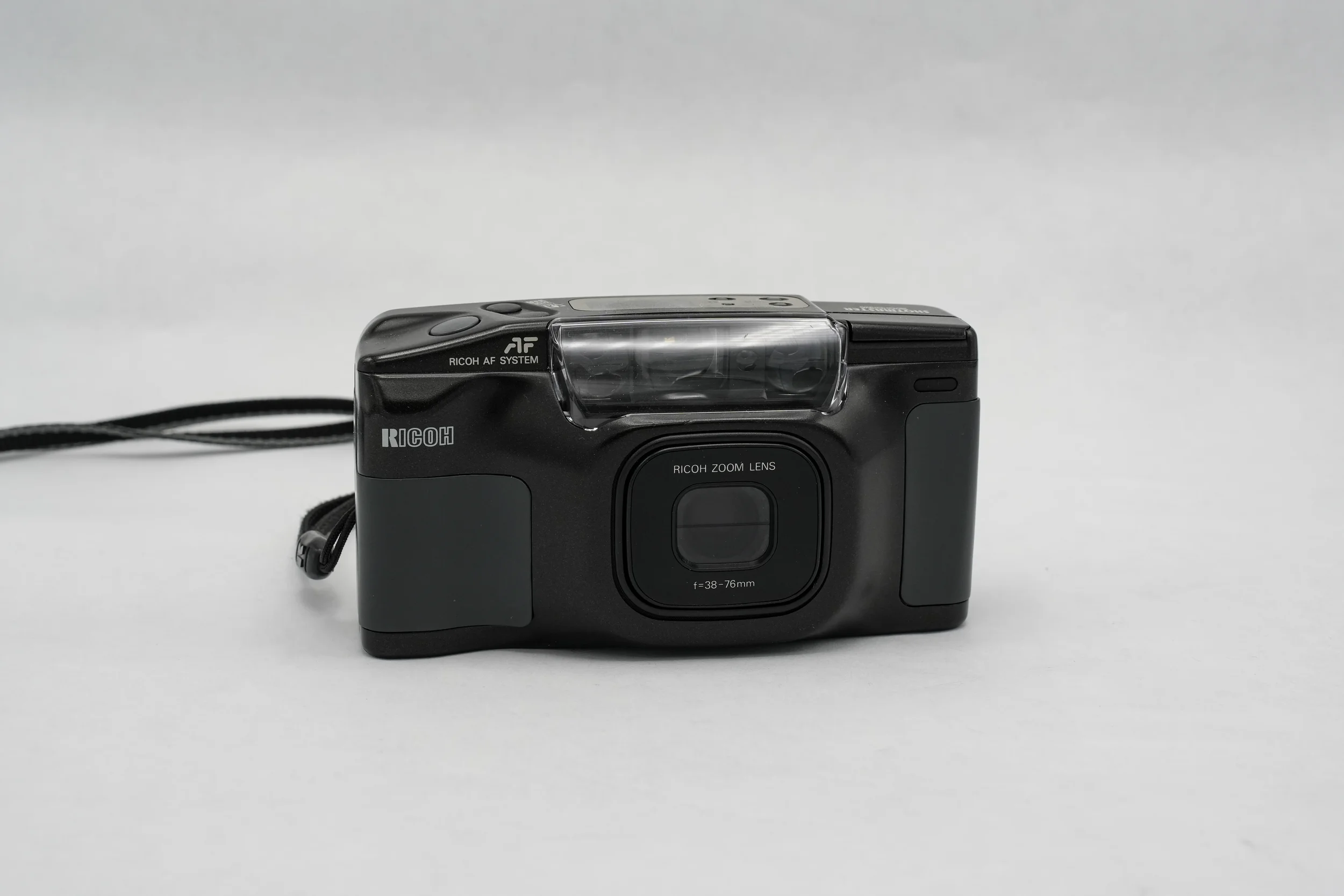 C20_Ricoh_AF_Zoom_model-unconfirmed_front_01.webp