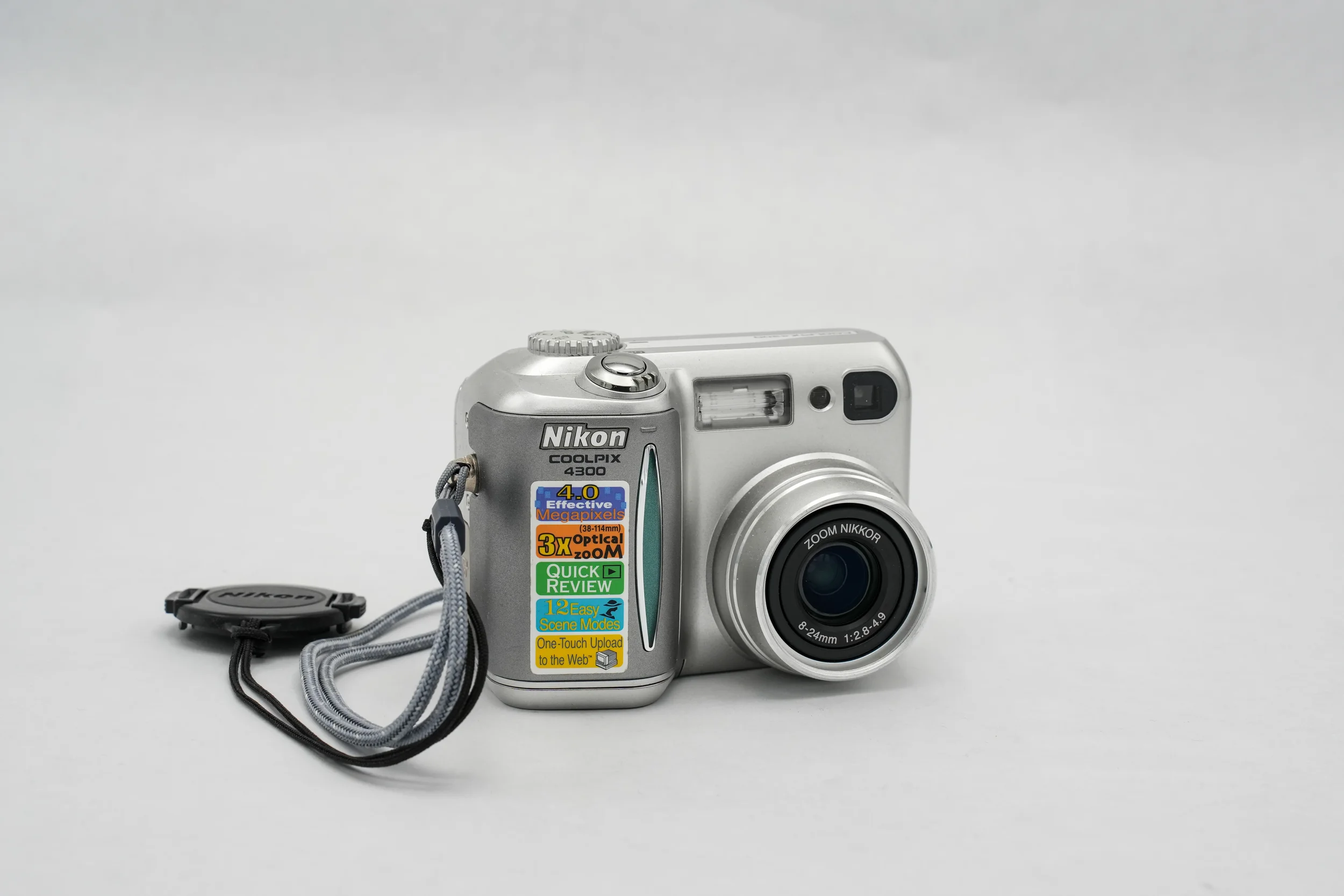 C11_Nikon_Coolpix_4100_front_01.webp