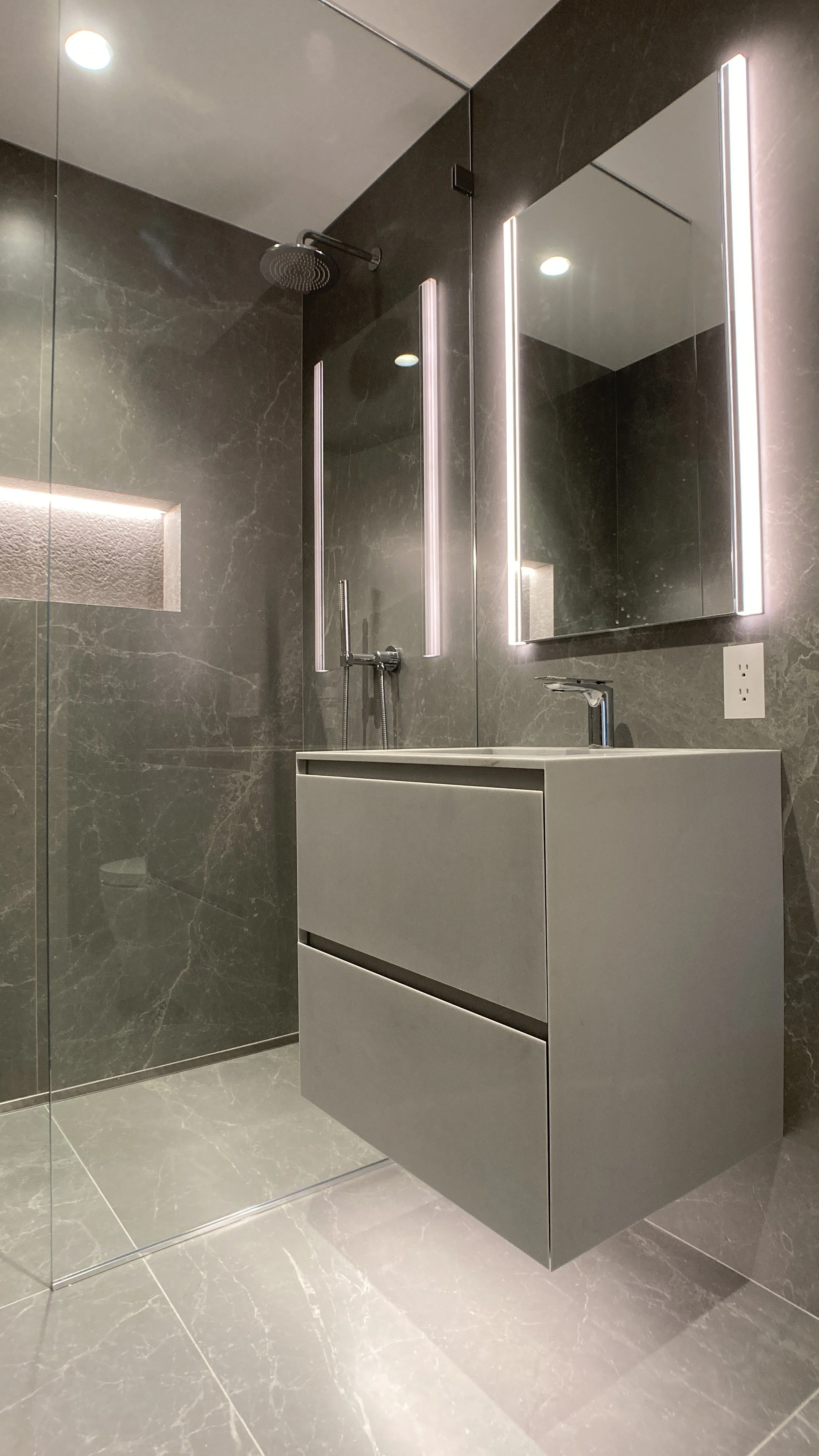 Kids Bath Vanity.JPG