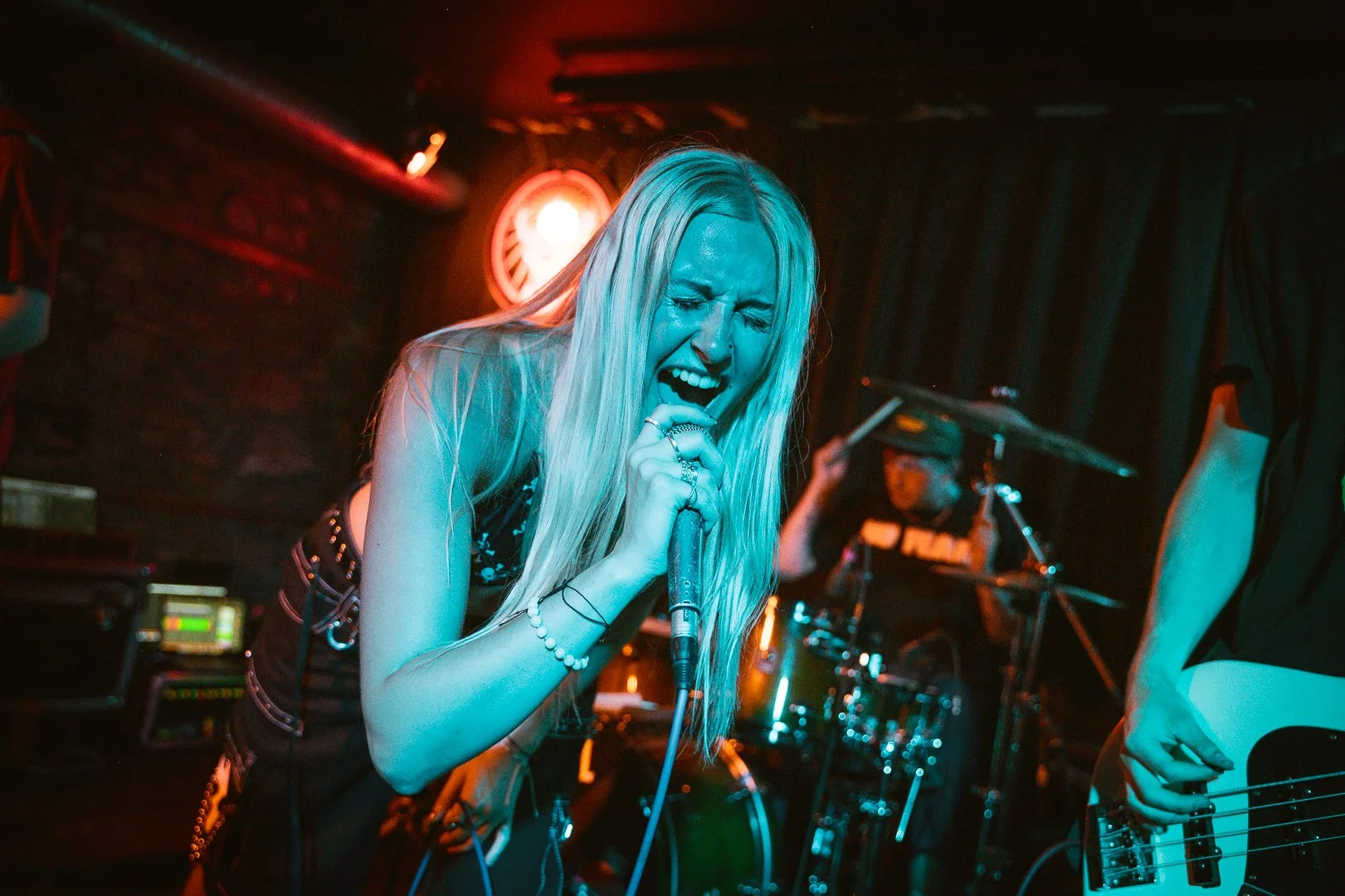 SARAGETSONPHOTO-BURNITDOWN-163.jpg