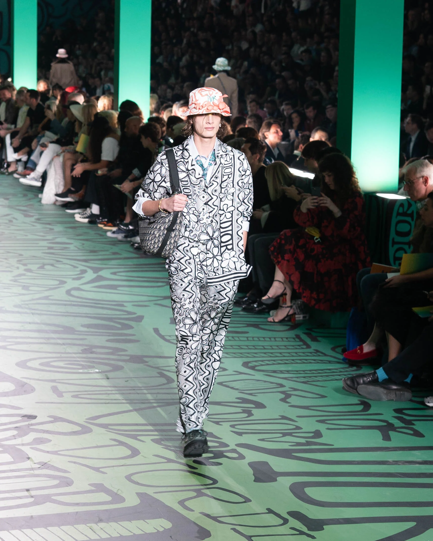 Runway Dior Men's Pre-Fall 2020 Fashion Show - Intergalactic Deals - Jonathan Gasca