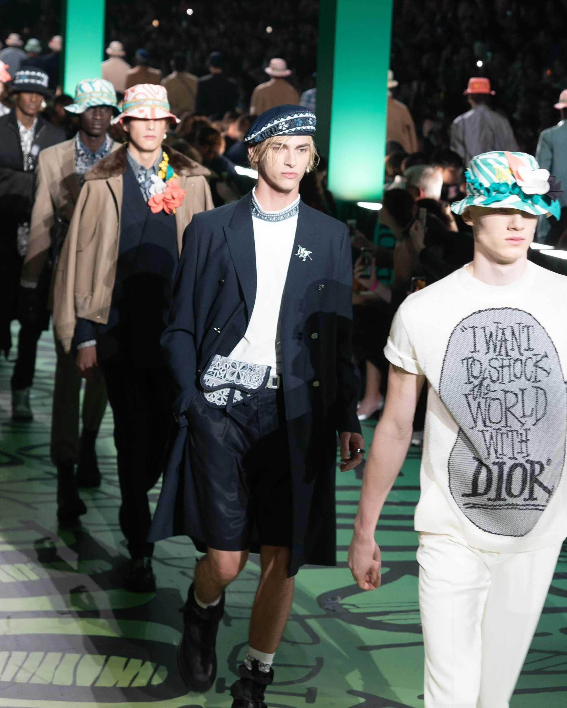 Runway Dior Men's Pre-Fall 2020 Fashion Show - Intergalactic Deals - Jonathan Gasca