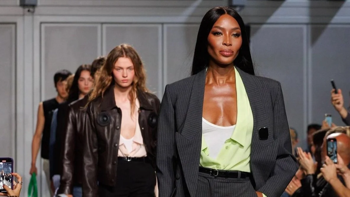 Humane Unveils the Future of AI with the AI Pin at Coperni's Paris Fashion Show