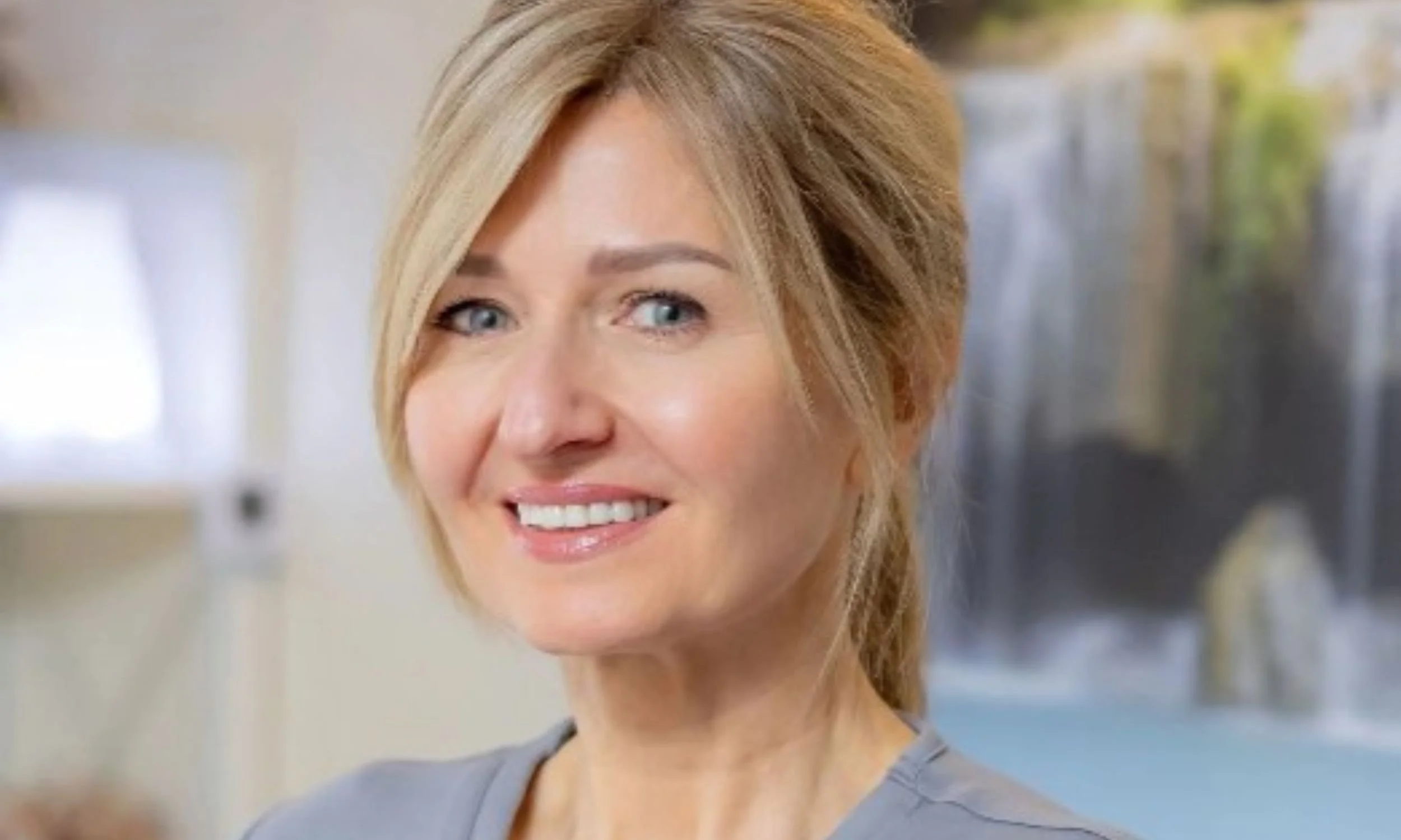 FIB Olena Headshots.jpg