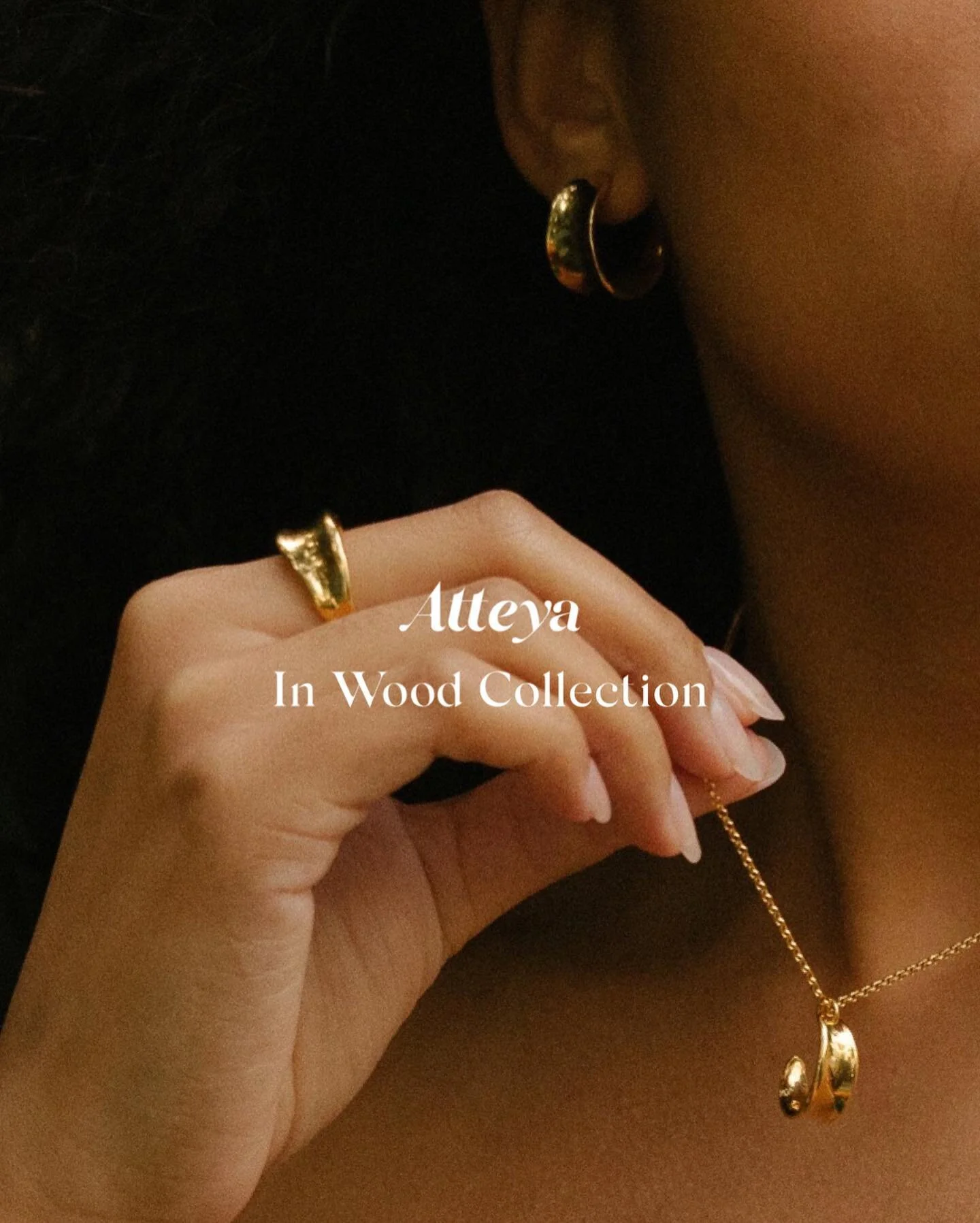 Each piece within the In Wood collection is individually carved by hand following the flowing form of these tropical curly leaves 🍃 

With each sale supporting the work of @treesisters_official. A social change and reforestation charity that places 