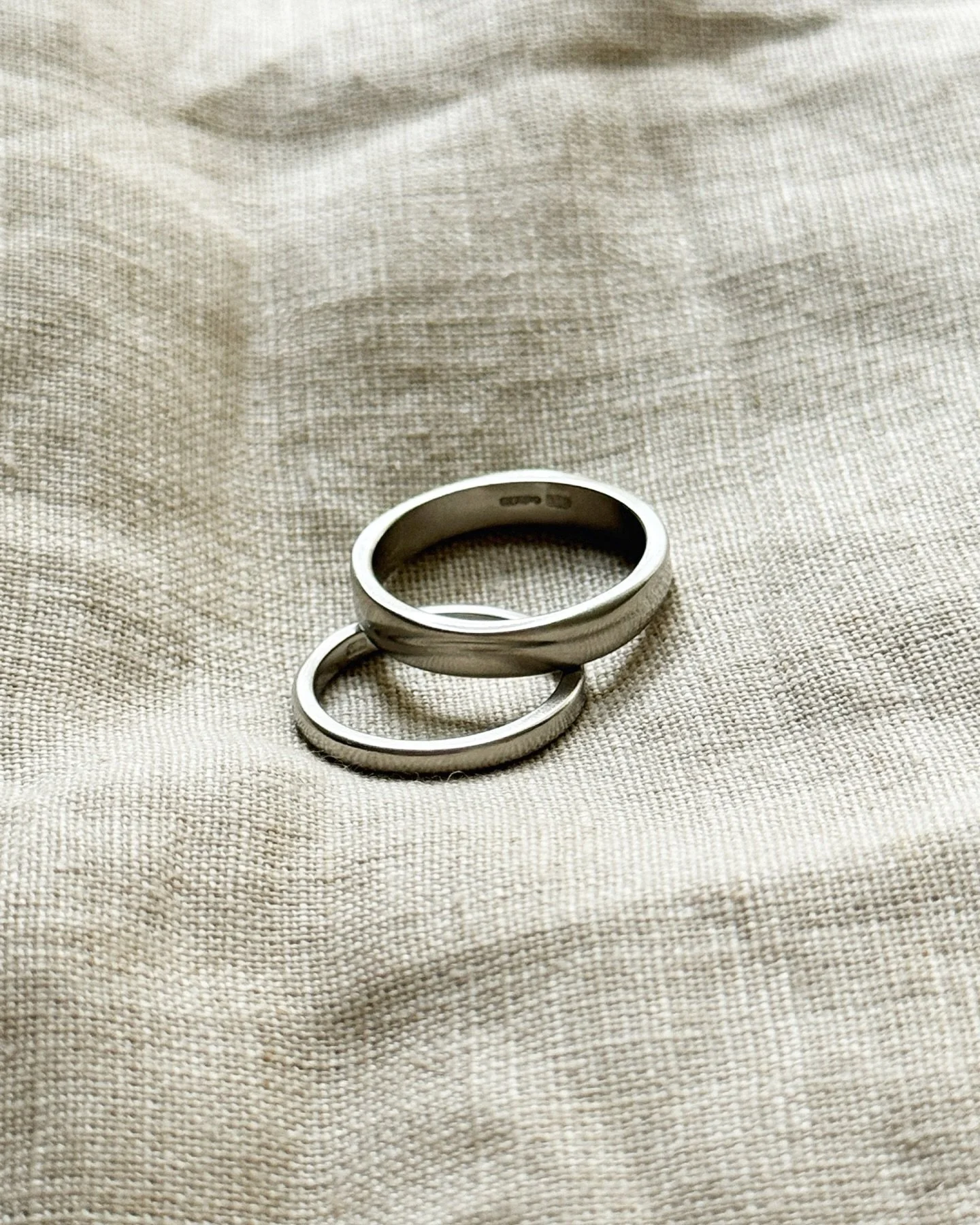 Lovers bands in Platinum 🤍