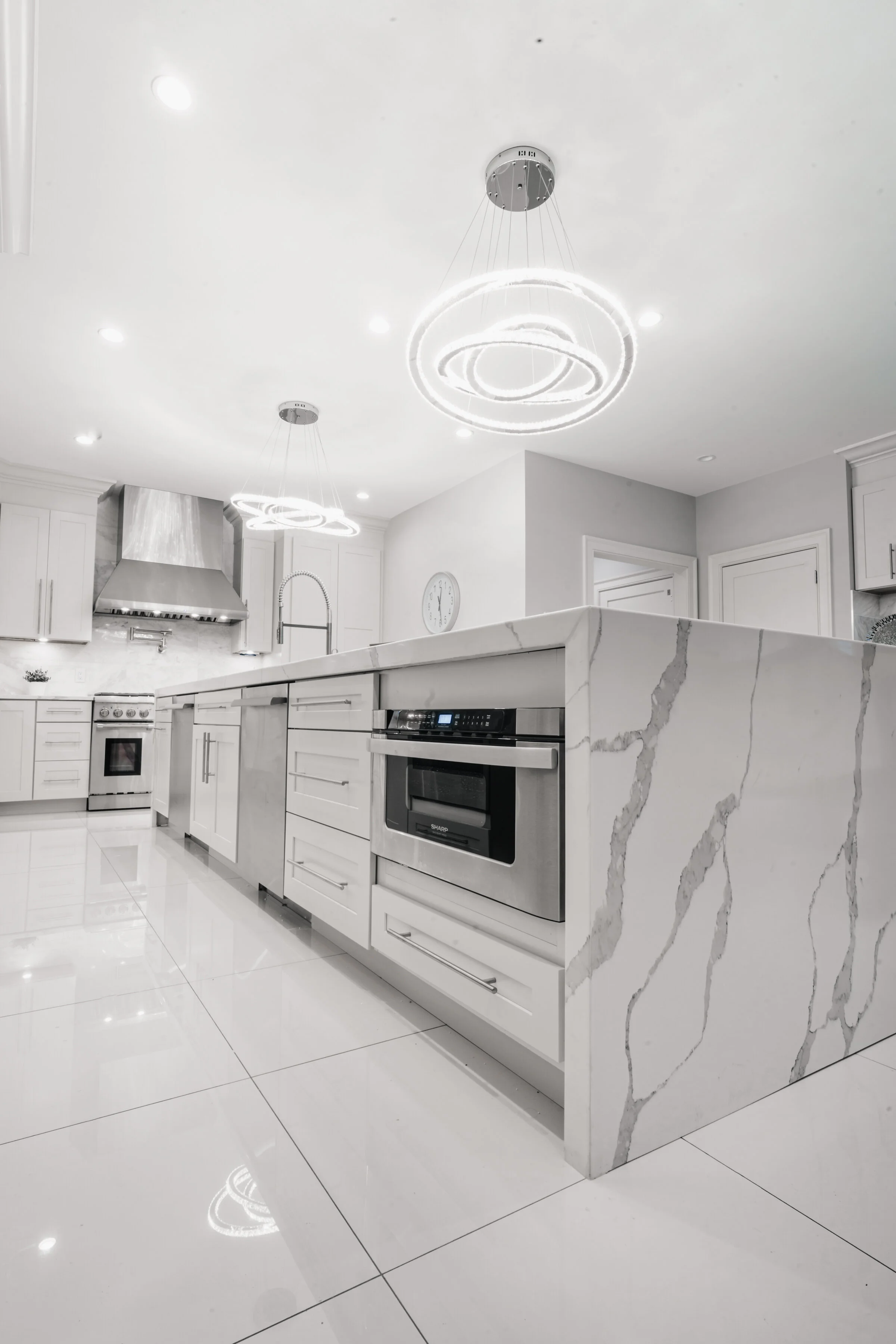 Transitional Kitchen Remodel by 1GR Builders — Project 1 project photo 3