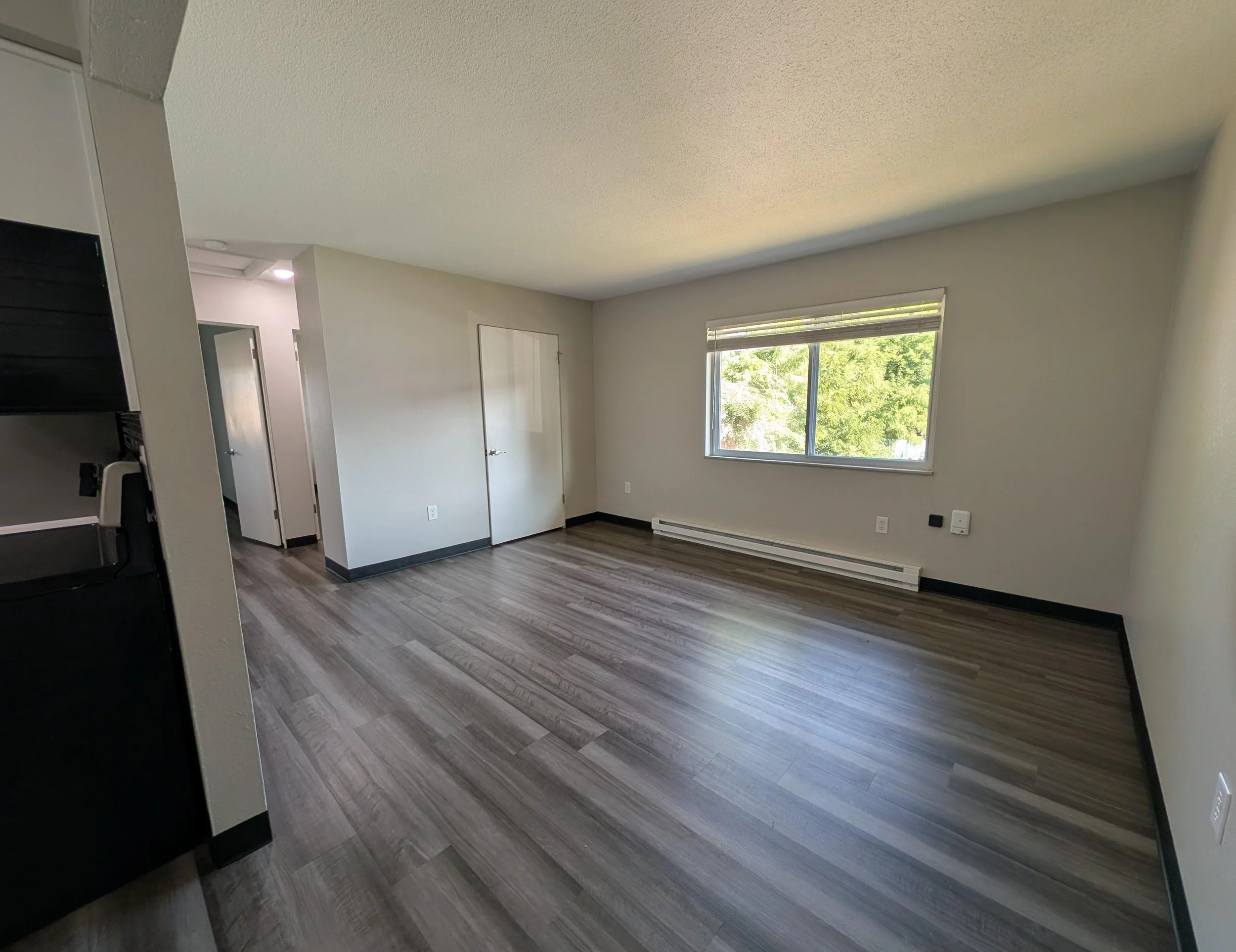 MG-15-Living Room.jpg