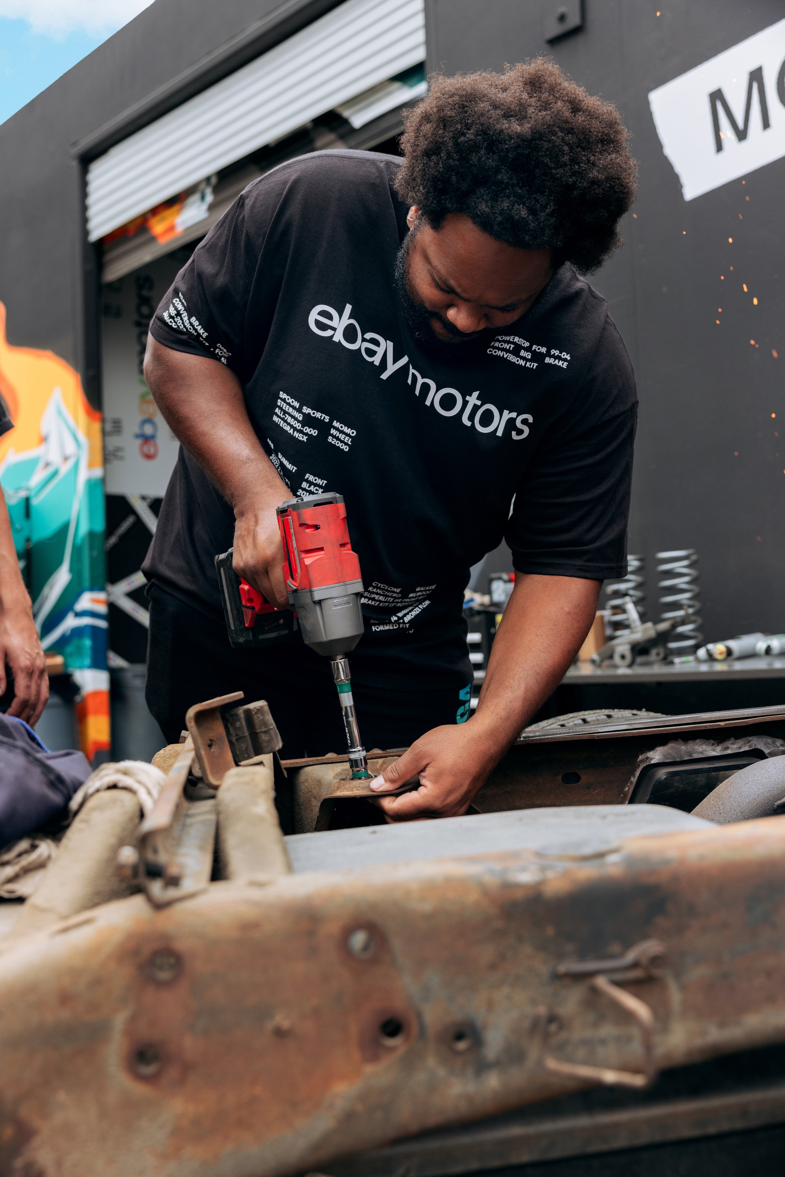 ebay_motors_shutterstock_day_2-64.jpg