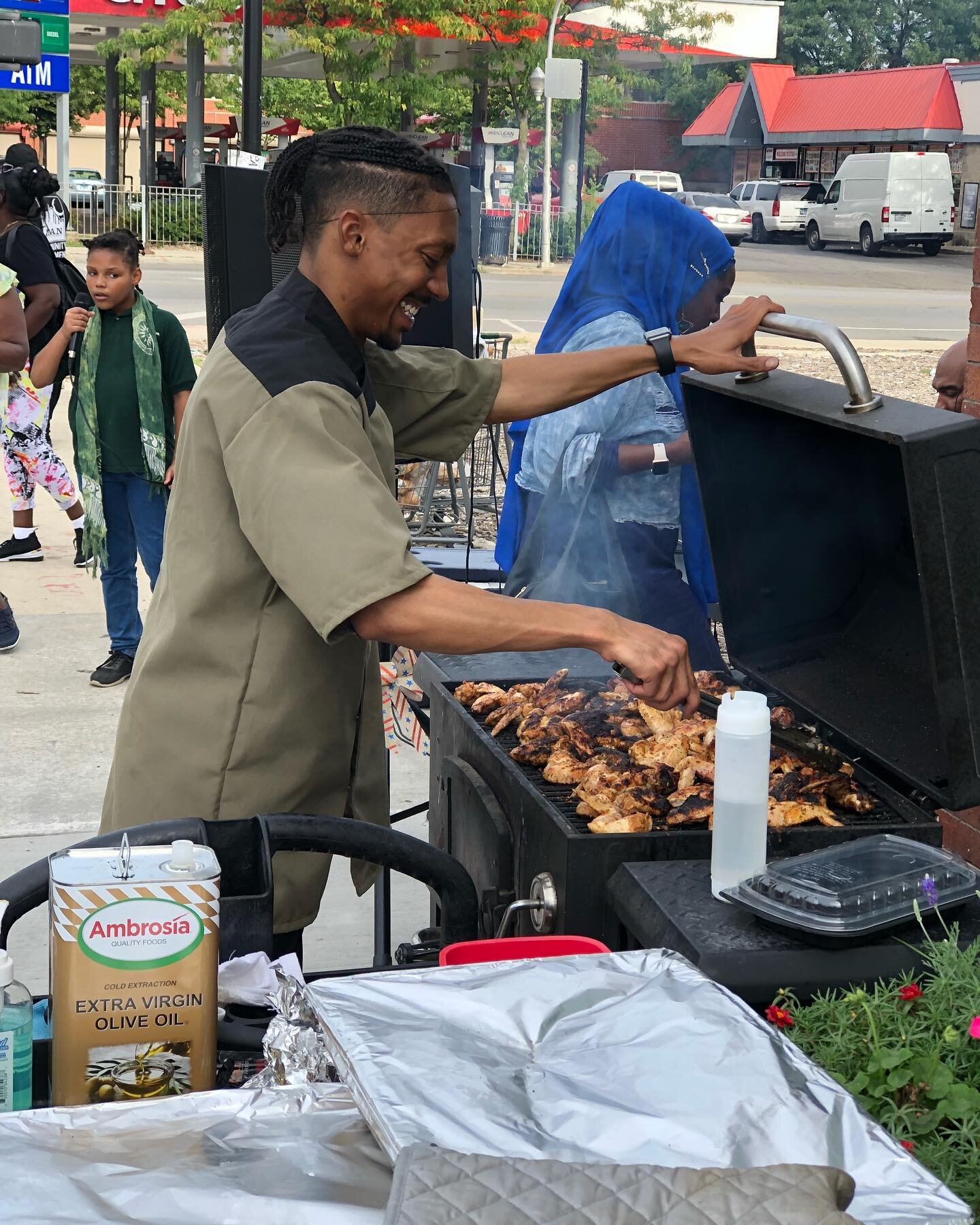 Yesterday&rsquo;s community bbq was quite the success! 

Special thank you to our local community members for stopping by and contributing to the joyous occasion. 

To stay up to date with upcoming events/promotions visit gogreenonracine.com and sign