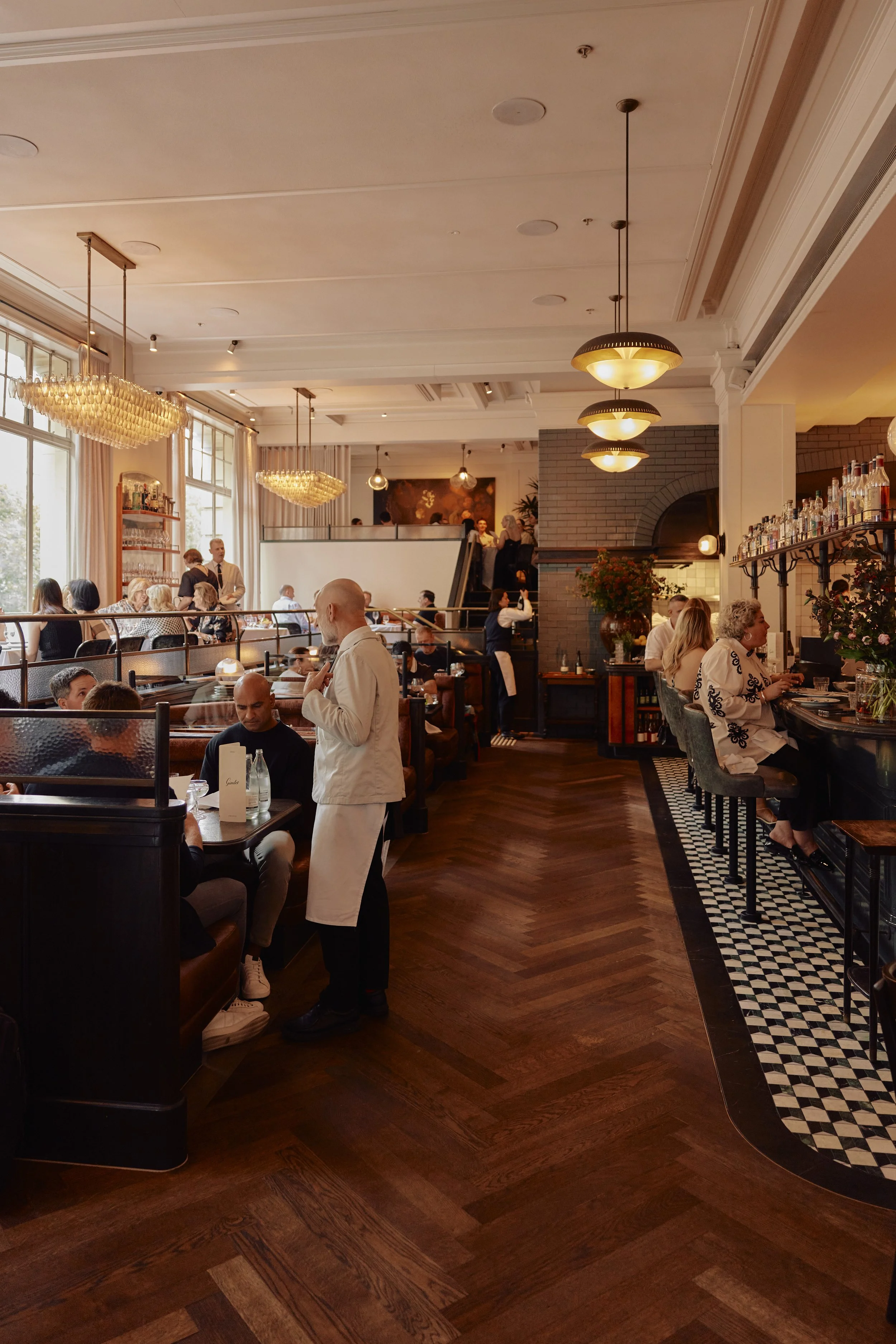 GimletAtmosphere_DEC_LR 71.jpg