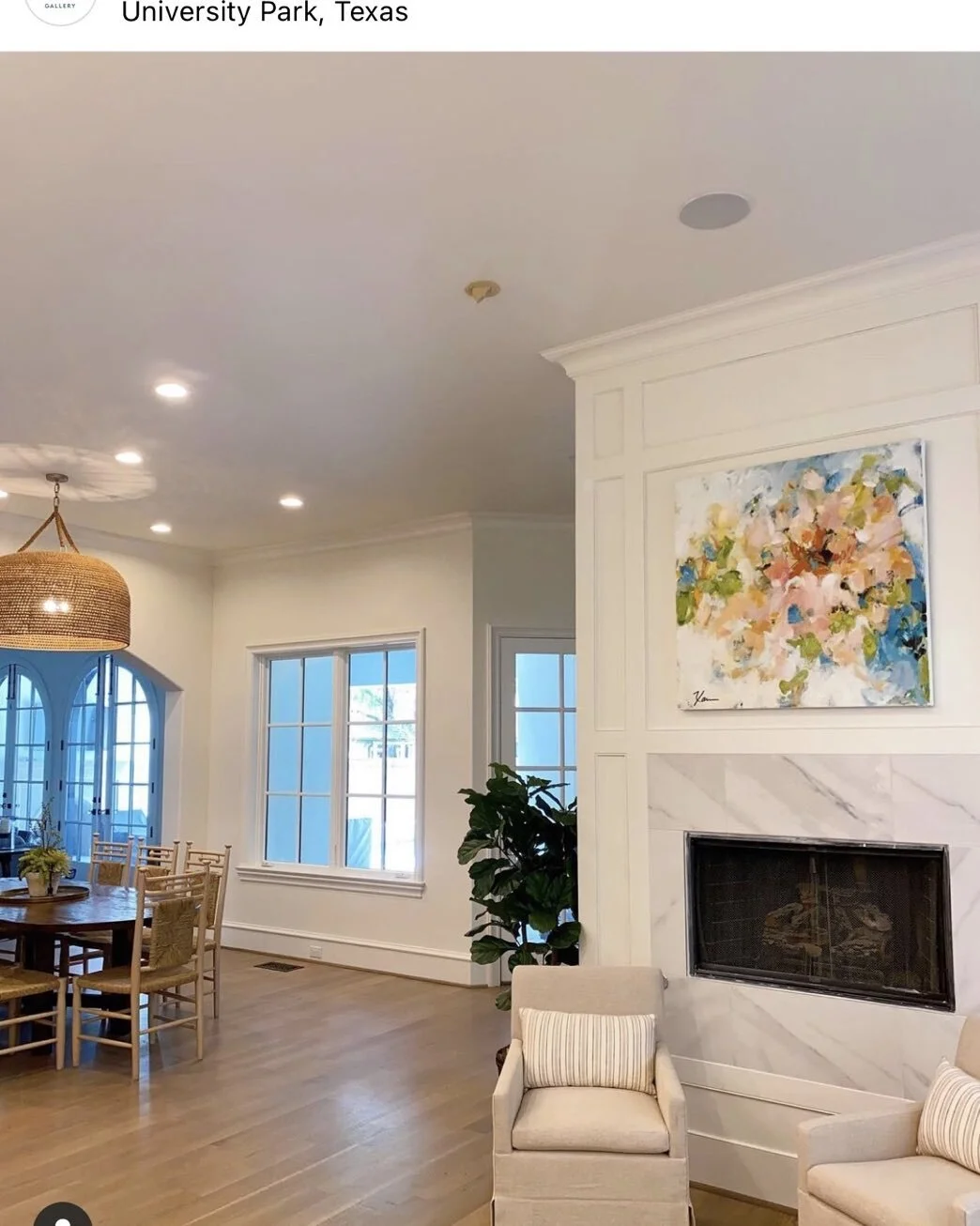 WOW!  I could not love this installation more!!! Thank you @ceruleangallery for placing this piece in this beautiful Dallas home!

#xankoonce #abstractpainting #contemporaryart #abstractimpressionism #texasartist #mckinneyartist #interiordesigner