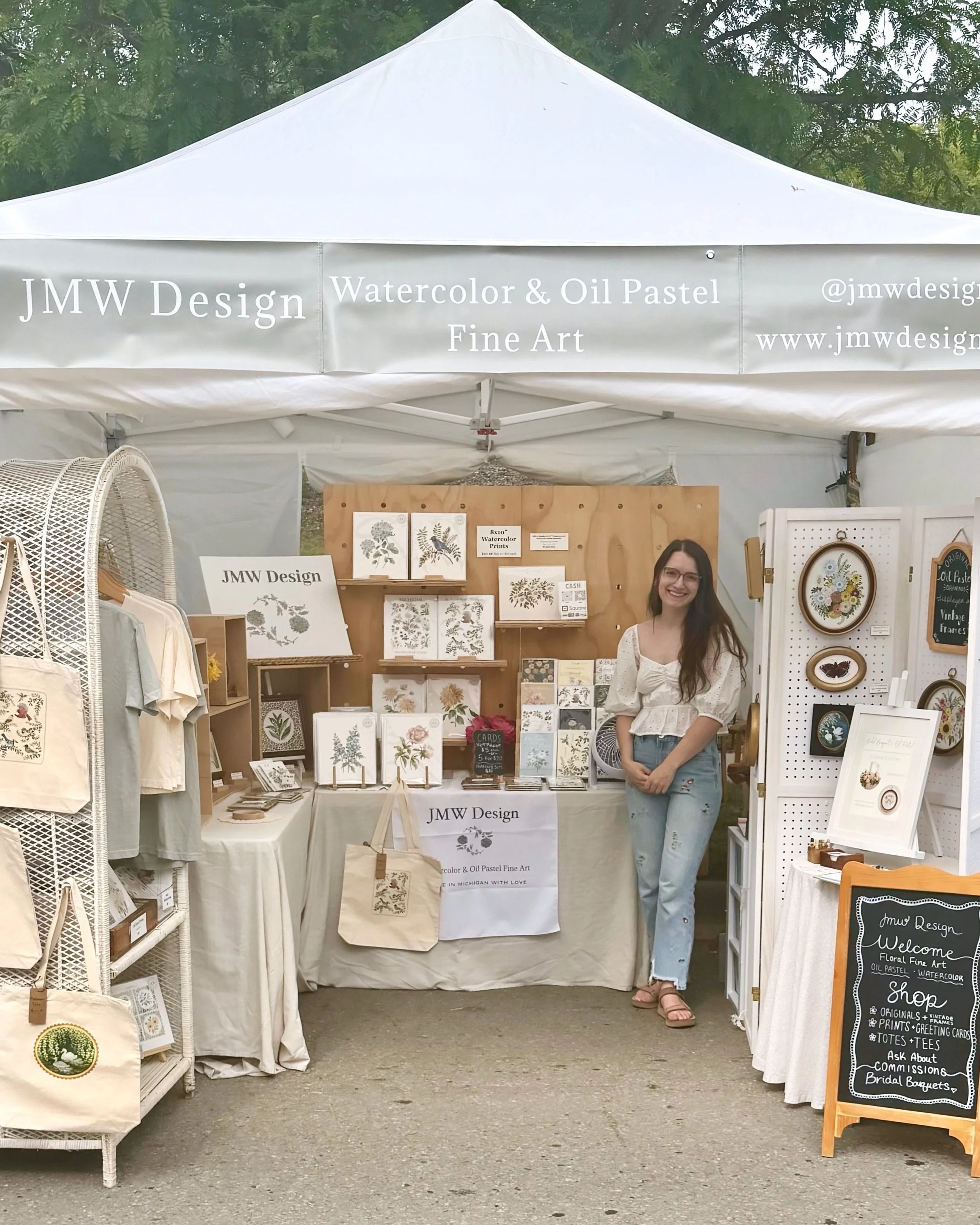 What a weekend at Milford Memories! 💌 It will definitely go down as one of my favorite ones yet. Thank you so much to everyone who stopped by to shop and chat. Sharing what I love to create with such wonderful people is incredibly special✨ If you di