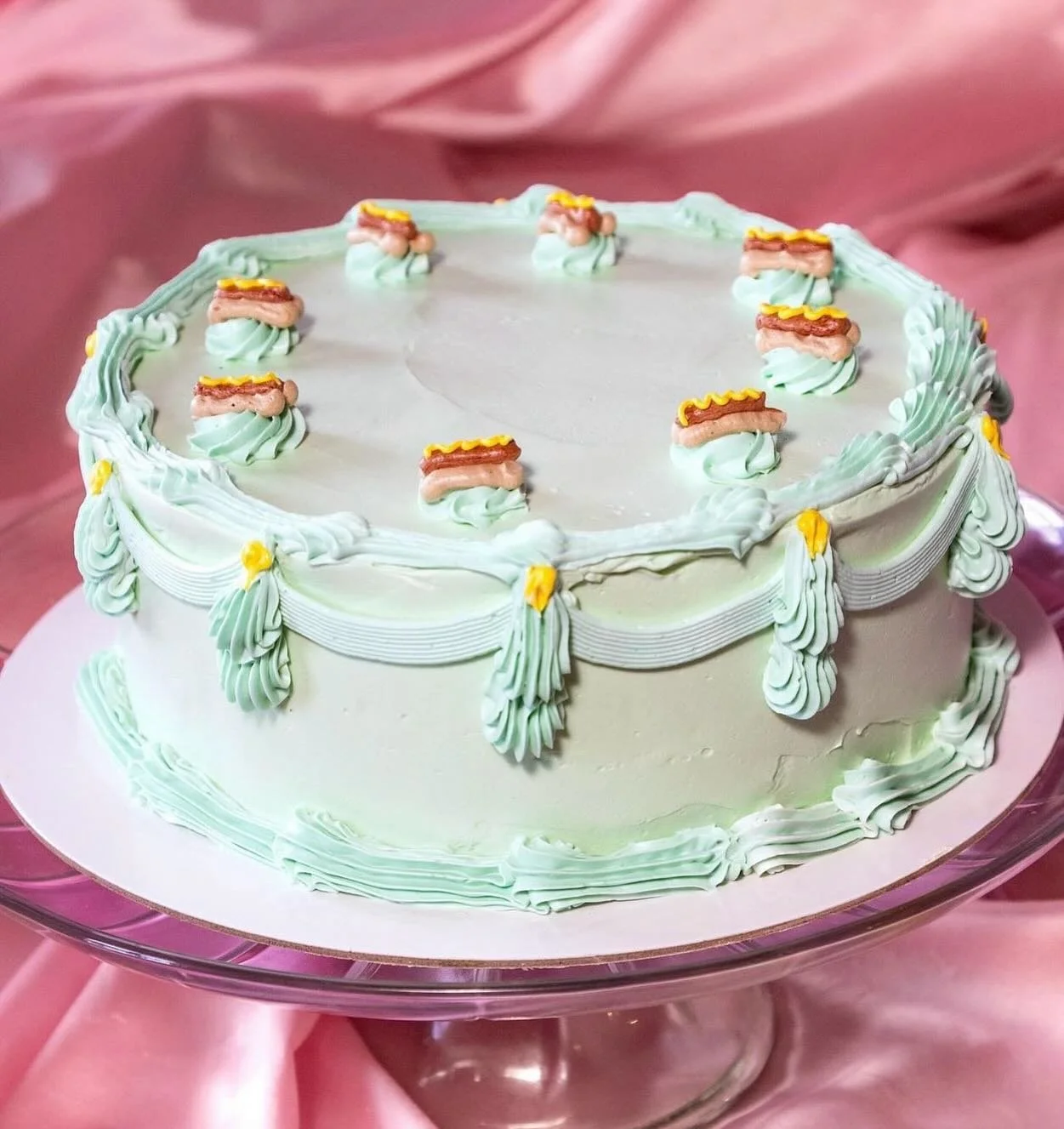 Summer Hot Doggin&rsquo; Friday 🎂🌭🎂🌭🎂🌭 by @violetbakehouse