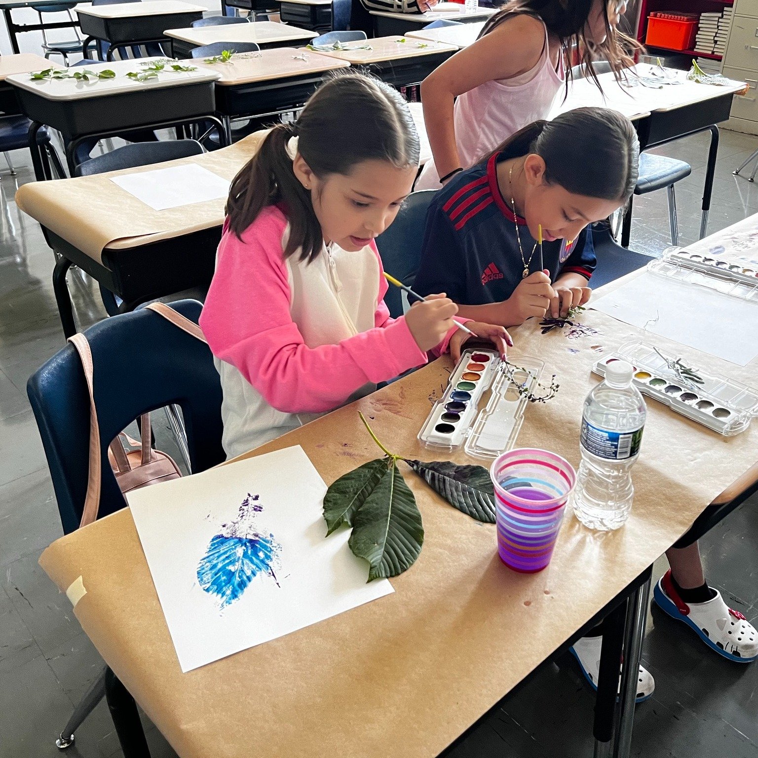 Different classrooms. Different art forms. Same energy. 🎨🥁✨

Making. Moving. Exploring. Creating.
That&rsquo;s a PCCCArts day. ❤️

#PCCCArts #ArtsEducation #ChicagoArts #CreativeYouth