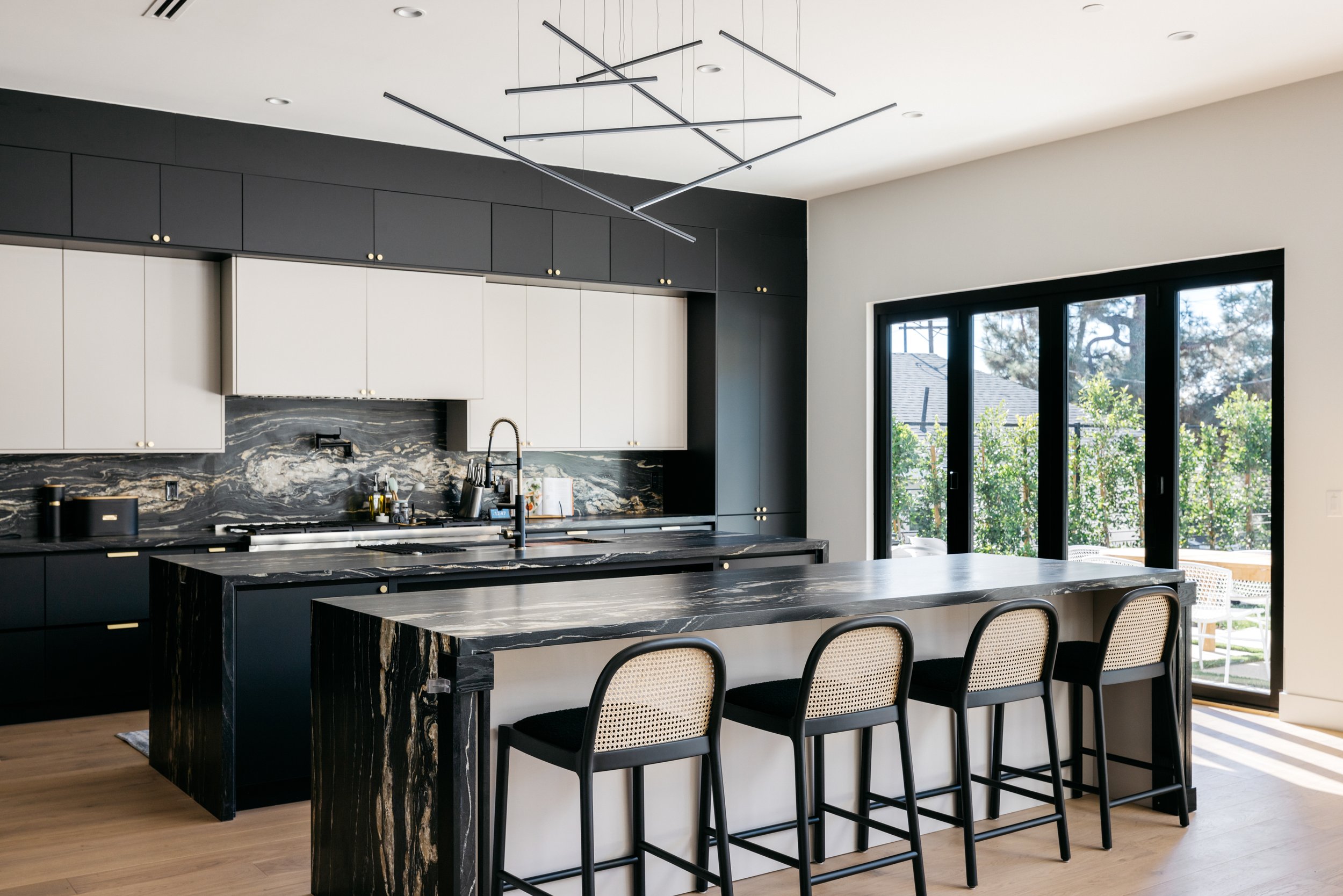 5261 Hermosa Ave - virtuallyherestudios.com-31.jpg