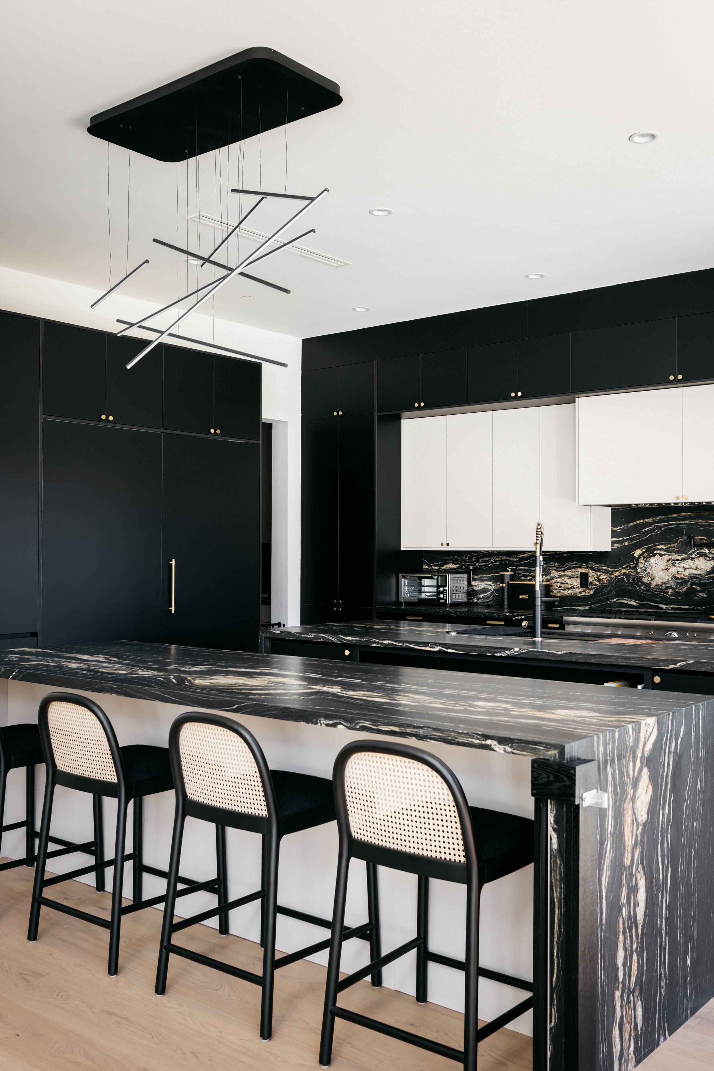 5261 Hermosa Ave - virtuallyherestudios.com-35.jpg